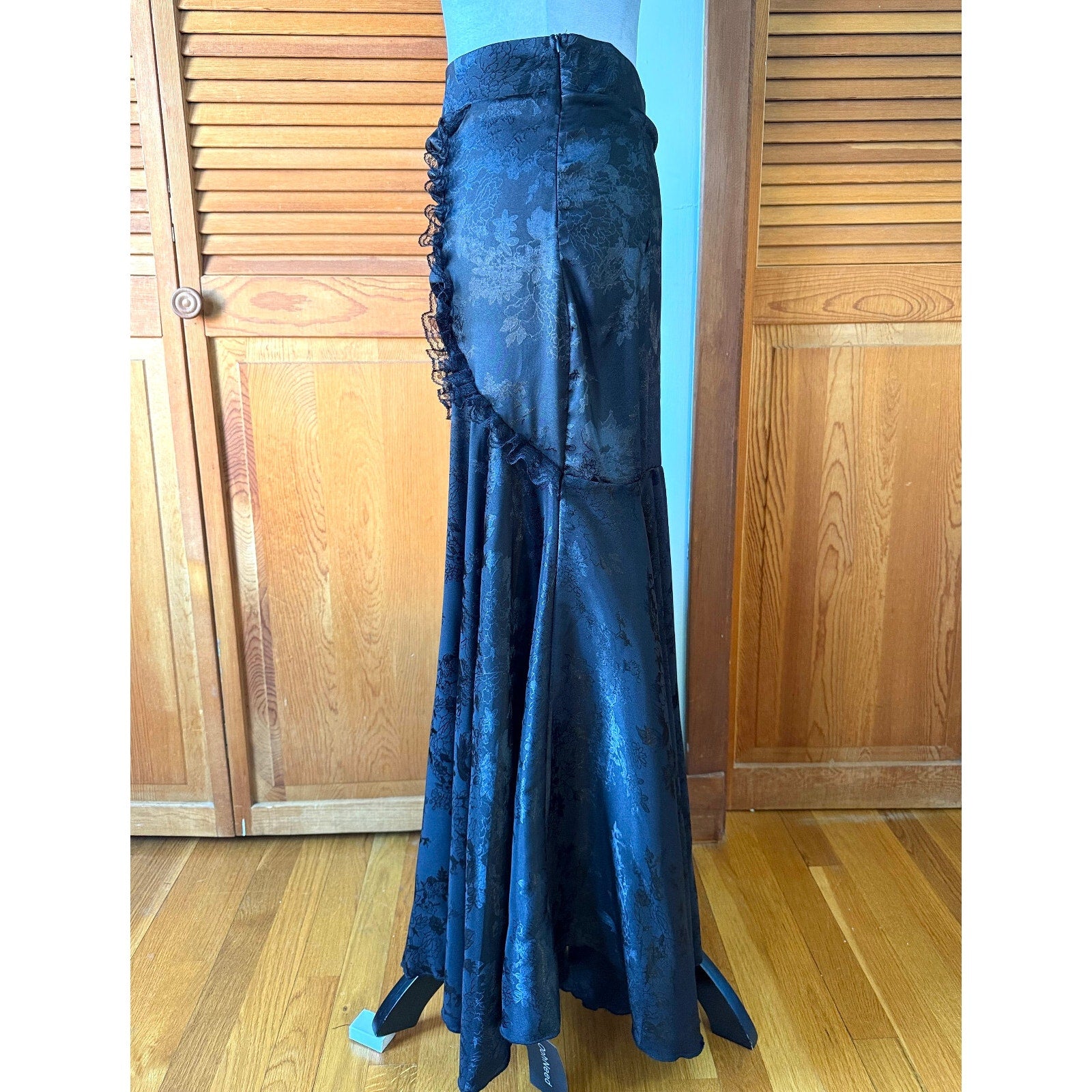 Gothic Victorian Flower Satin Gathered Side Mermaid Maxi Skirt S-M