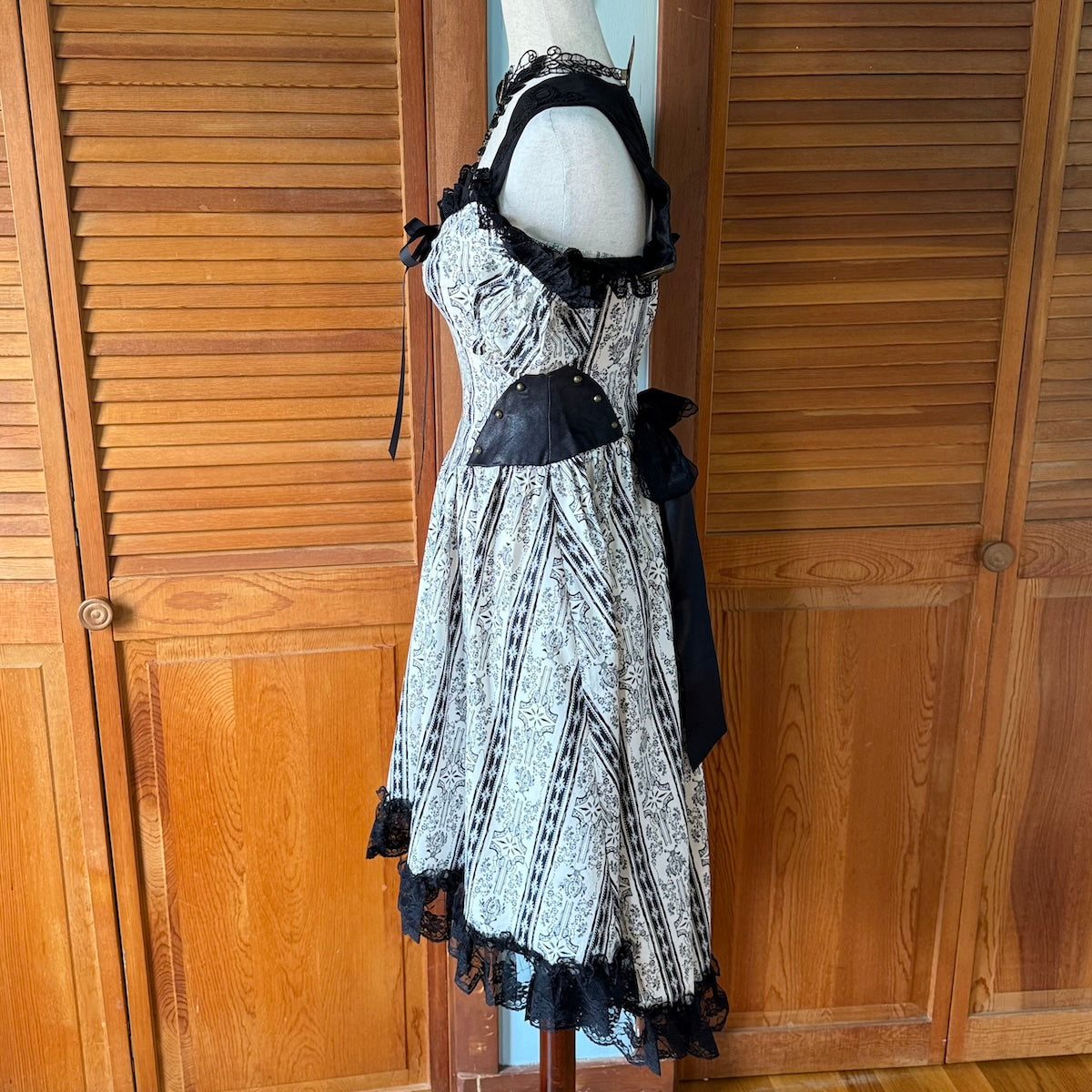 Vintage Lip Service Winchester Emporium Steampunk Victorian Ivory Gown