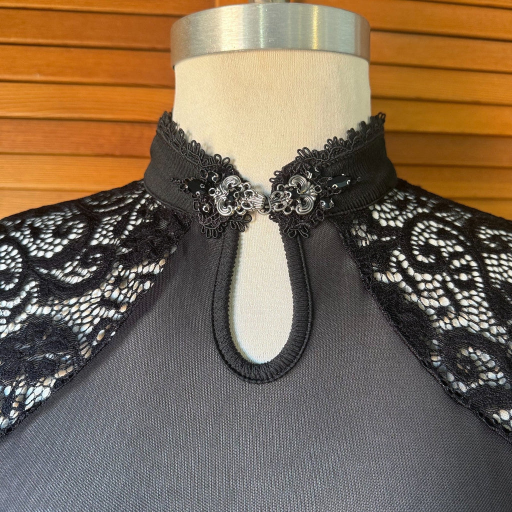 Devil Fashion Gothic Victorian Dark Cottage Black Birds of a Feather Soft Top