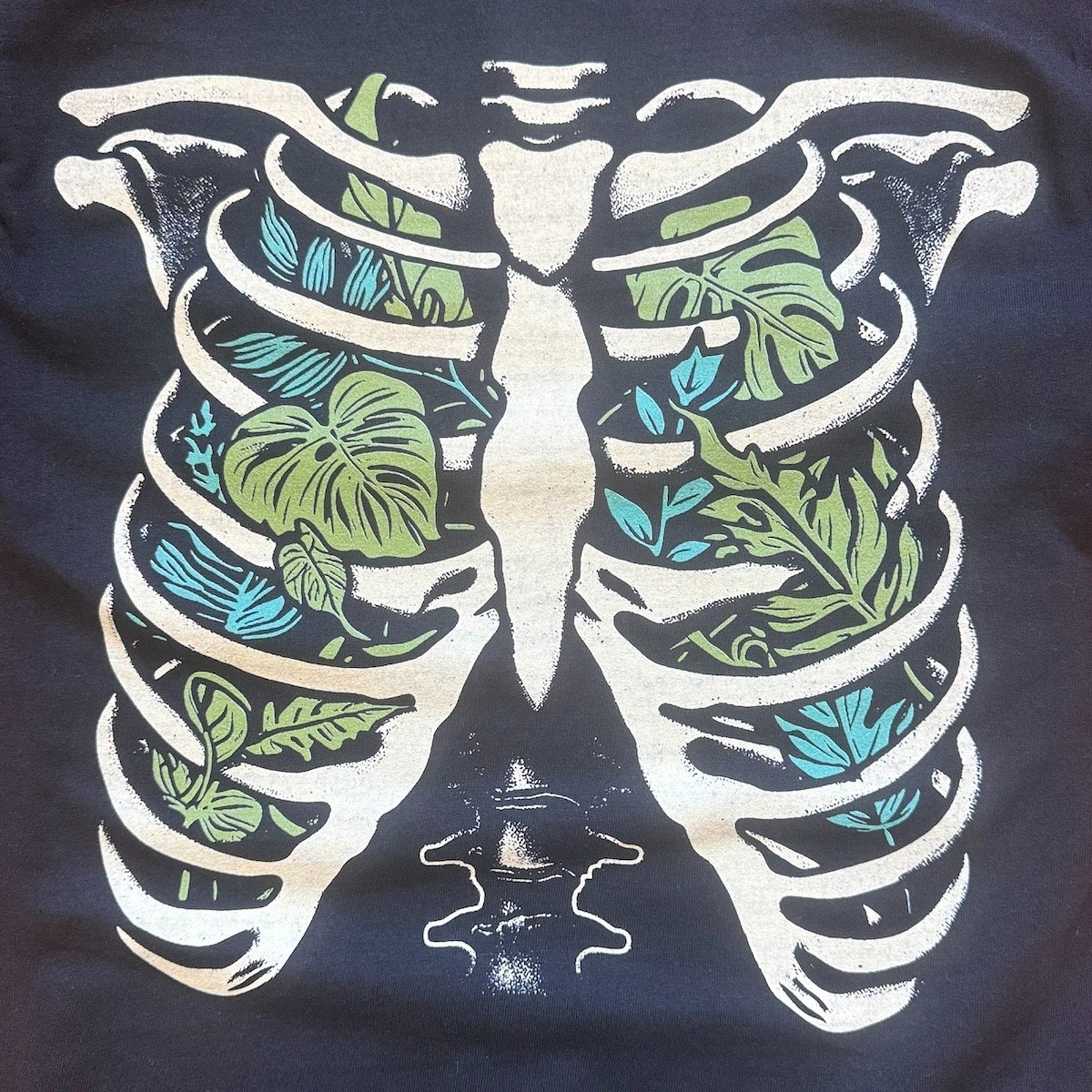 Garden Goth Plant Lover Punk Emo Alternative Black Green Skeleton Tee T-Shirt