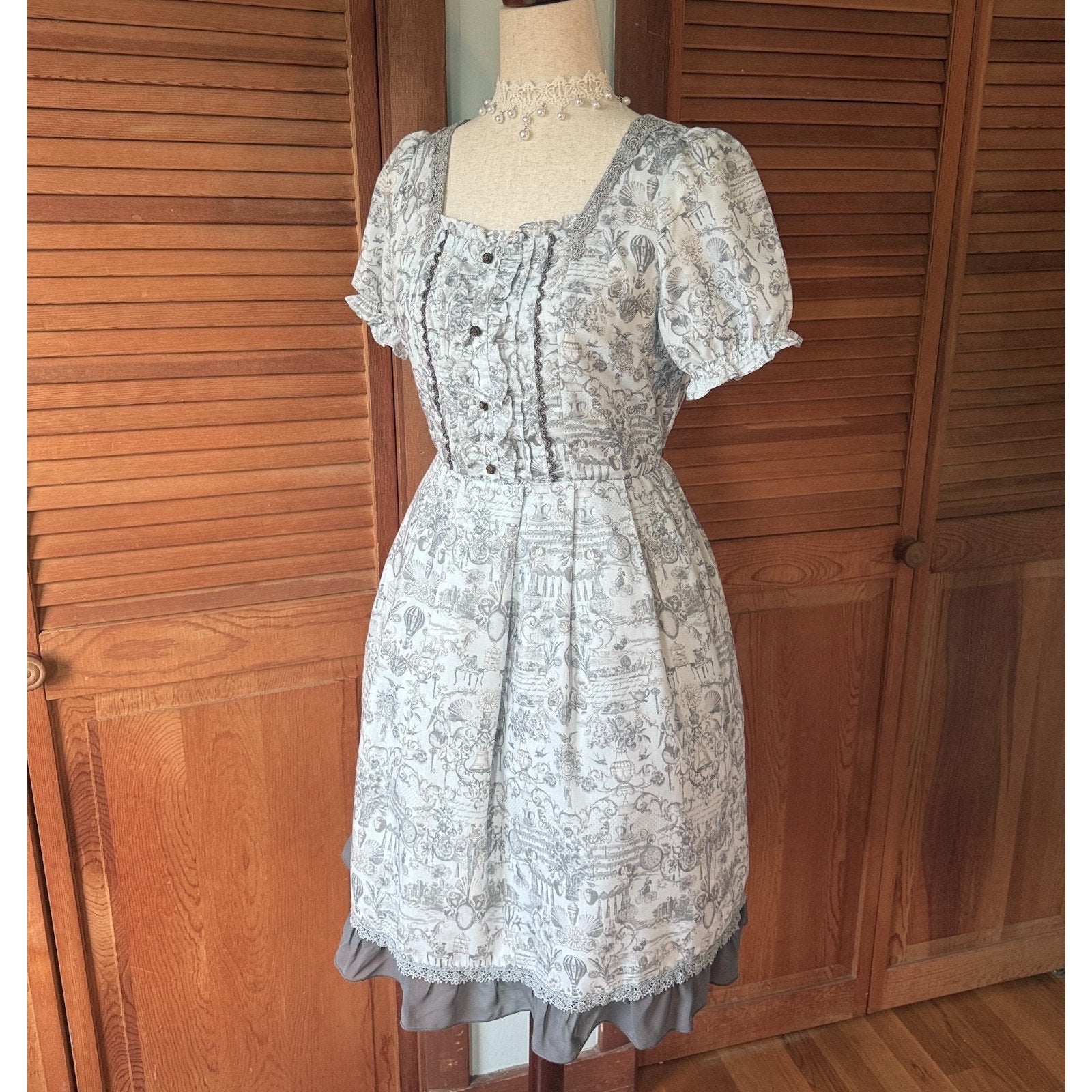 Axes Femme EGL J-fashion Kawaii Gyaru Victorian Print Steampunk Gray Dress M
