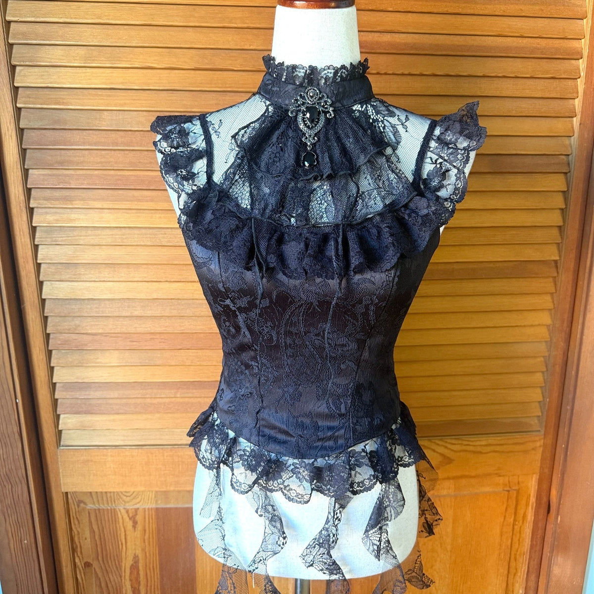 Dark In Love Gothic Victorian Dark Fairycore Baroque Lace Jabot Bustier Top