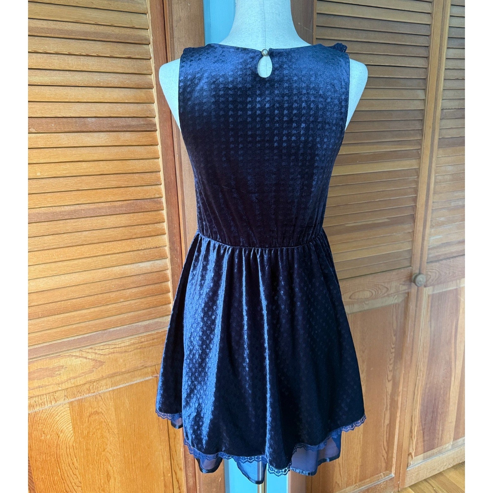 Axes Femme Purple Velvet Gothic Lolita EGL J-fashion Kawaii OP Dress S-M