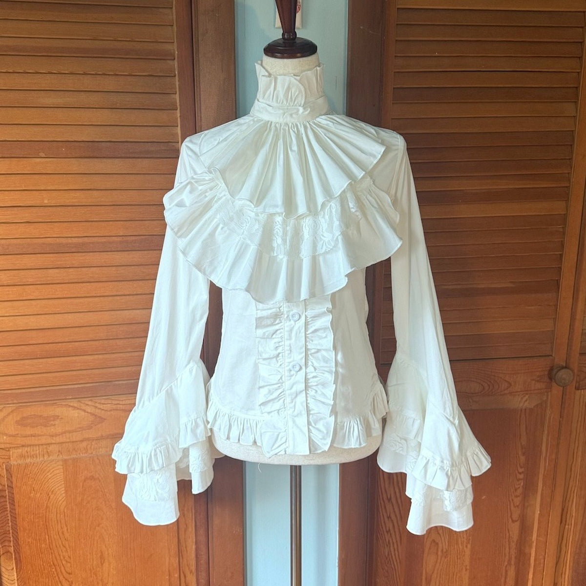 ACDC Rag Gothic Lolita EGL Aristocrat Ouji White Jabot Shirt S
