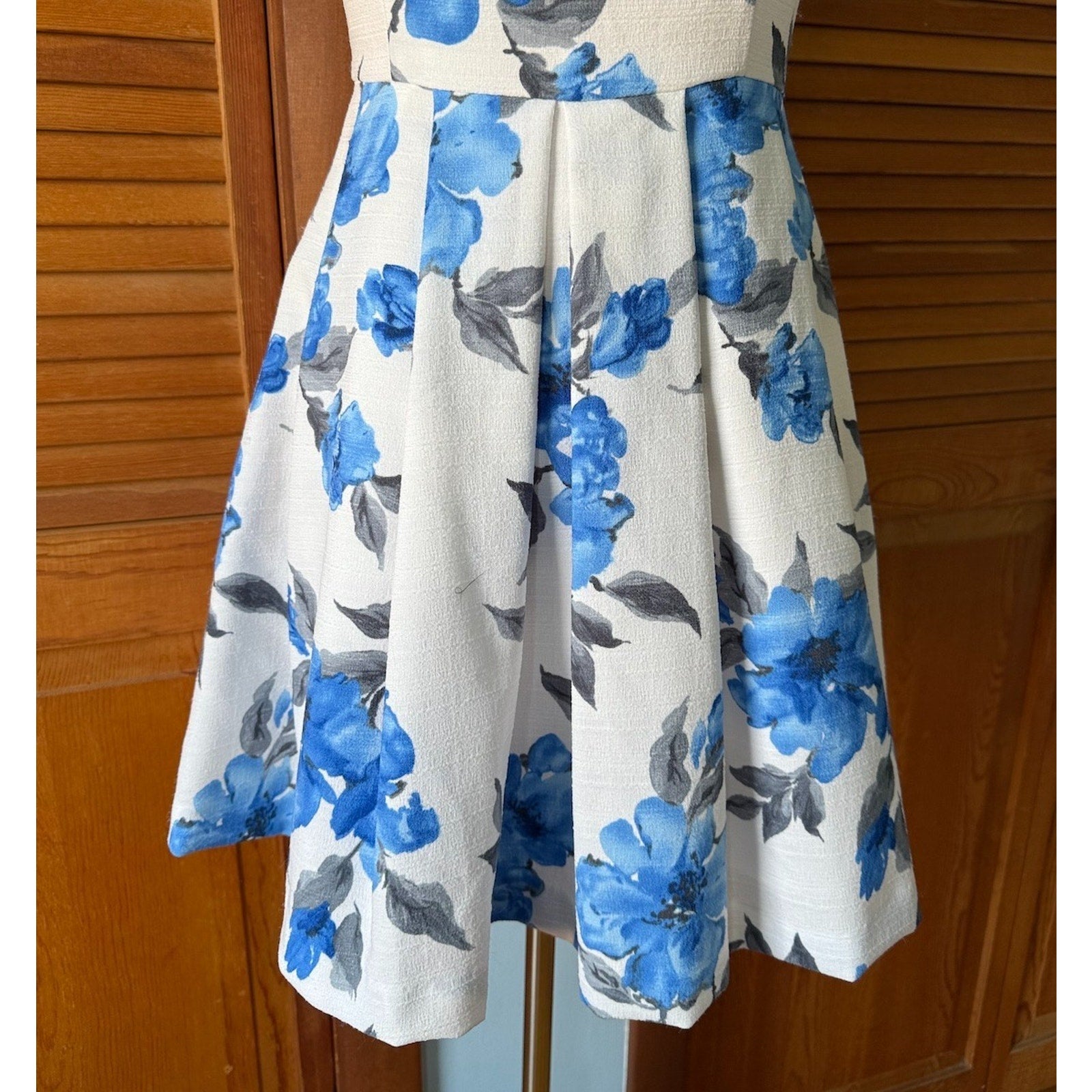 Liz Lisa J-fashion Lolita Jirai Gyaru Dollcore White Blue Blossom Dress S