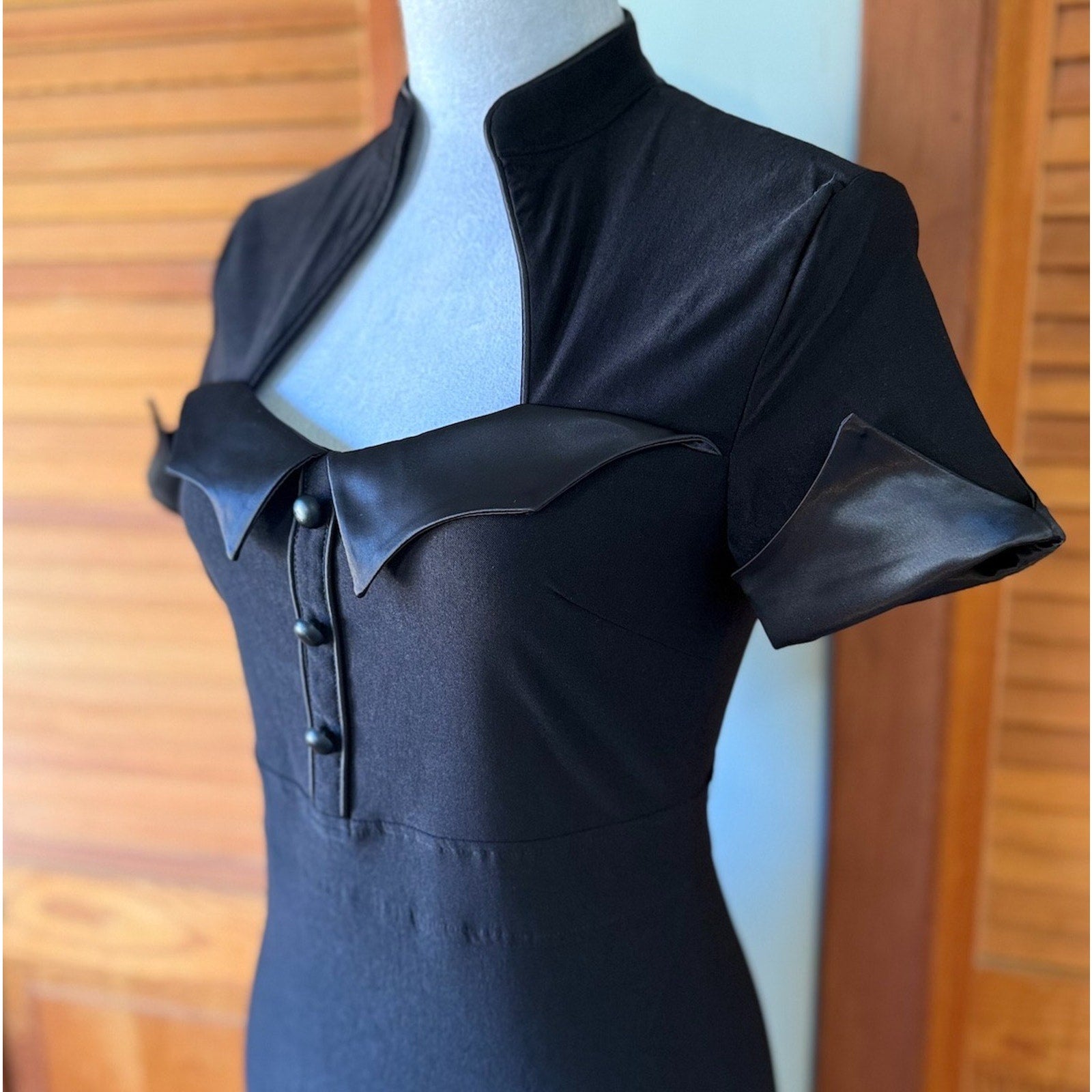 Killstar Punk Goth Cyber Pinup Y2K Sexy Bodicon Black Bat Wing Dress XS