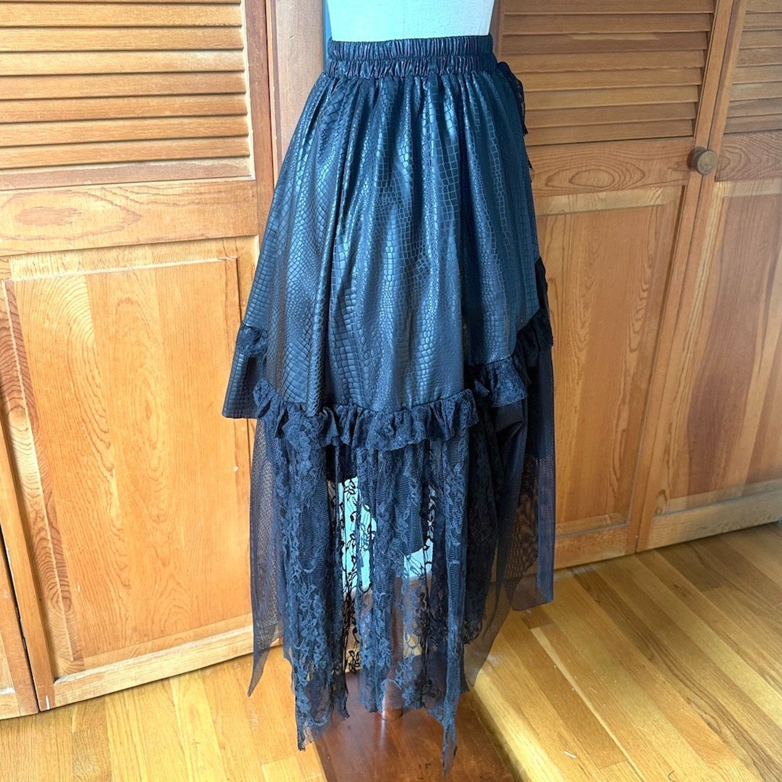 ACDC Rag Punk Goth J-fashion EGL Black Lace-Up Pixie Hem Layered Skirt XS-XL