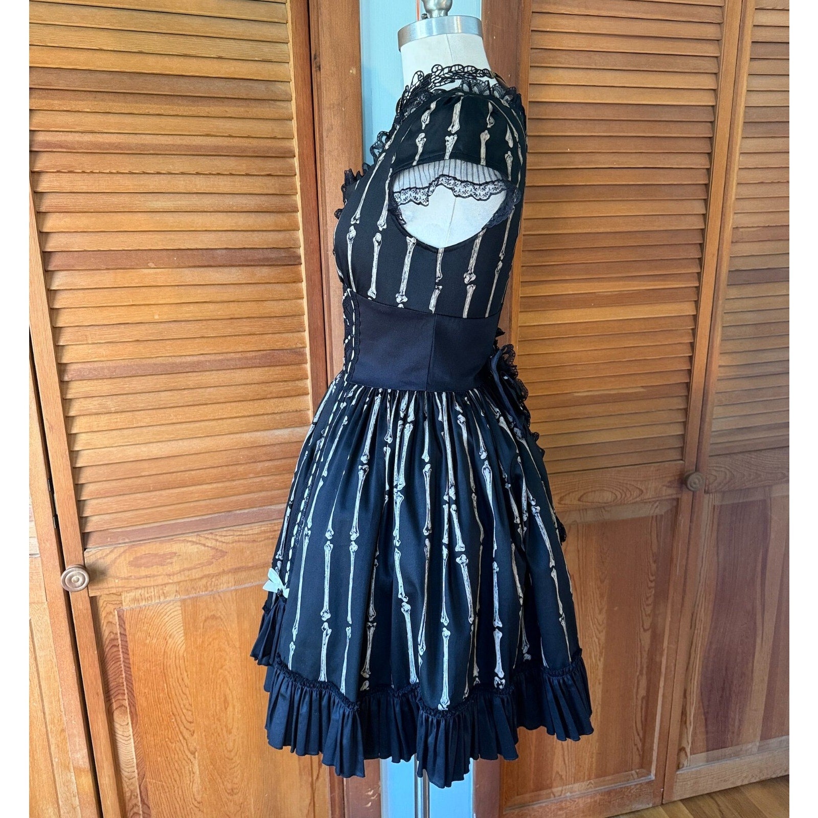 Vintage Lip Service Lolita Bones Gothic EGL Dollcore Kawaii Himekaji Dress M