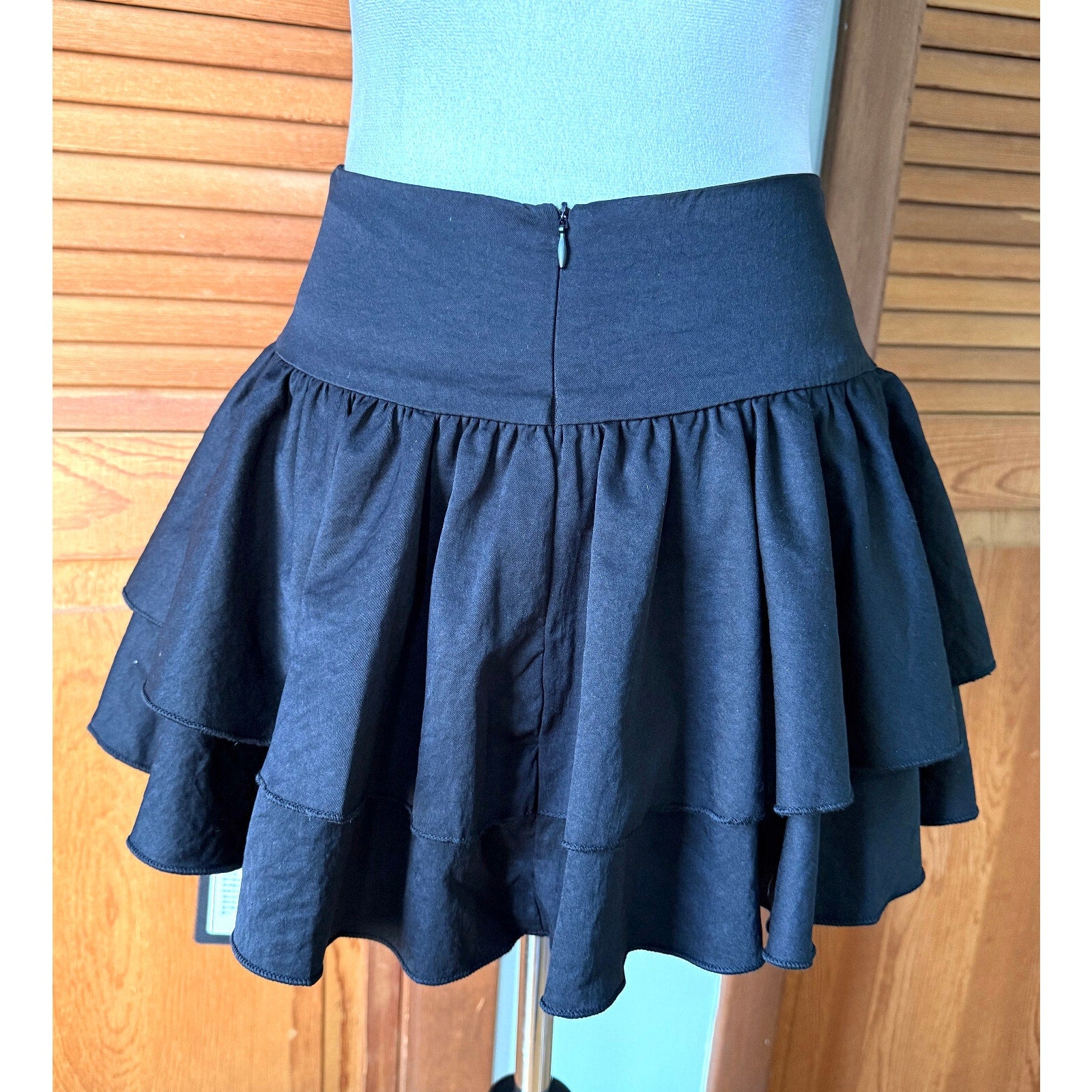 Punk Goth Lolita Harajuku Black Cross Lace-up Sides Ruffle Mini Skirt
