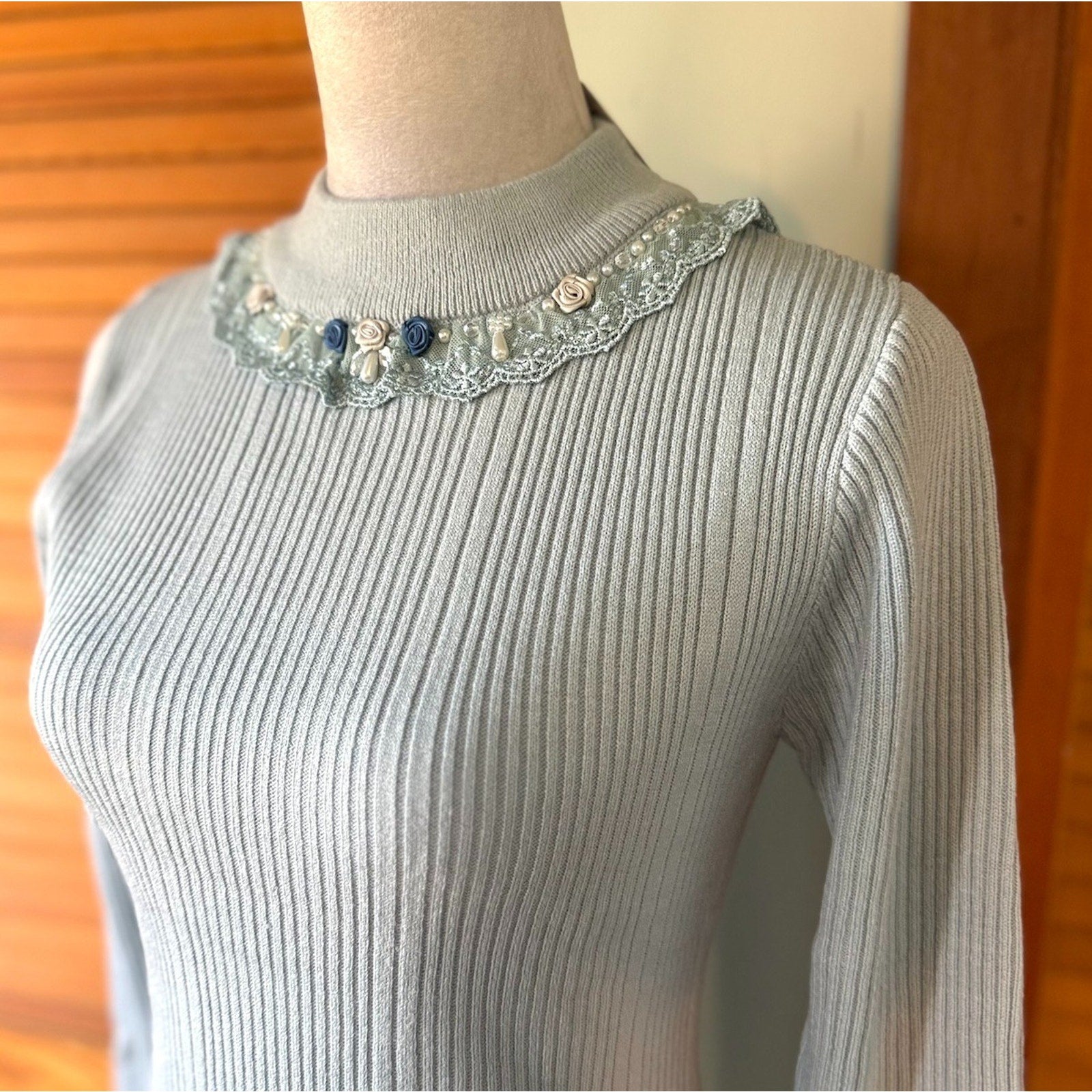 J-fashion Axes Femme Kawaii Jirai Gyaru Cottage Light Blue Sweater Top M