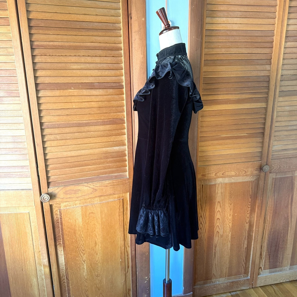 Dark In Love Gothic Lolita Victorian Vampire Black Velvet Yours Truly Dress