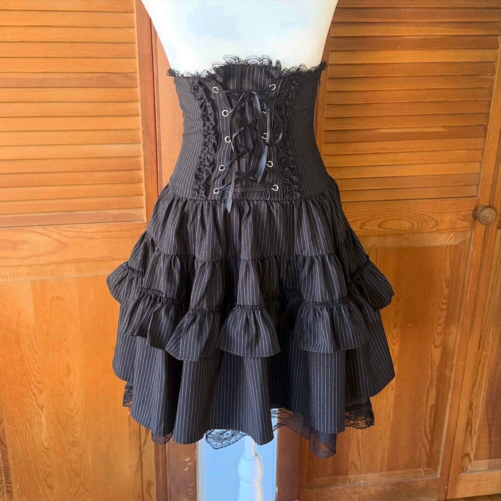 Gothic Lolita EGL Punk Princess ACDC Rag High Waist Pin Stripe Ruffle Skirt XS