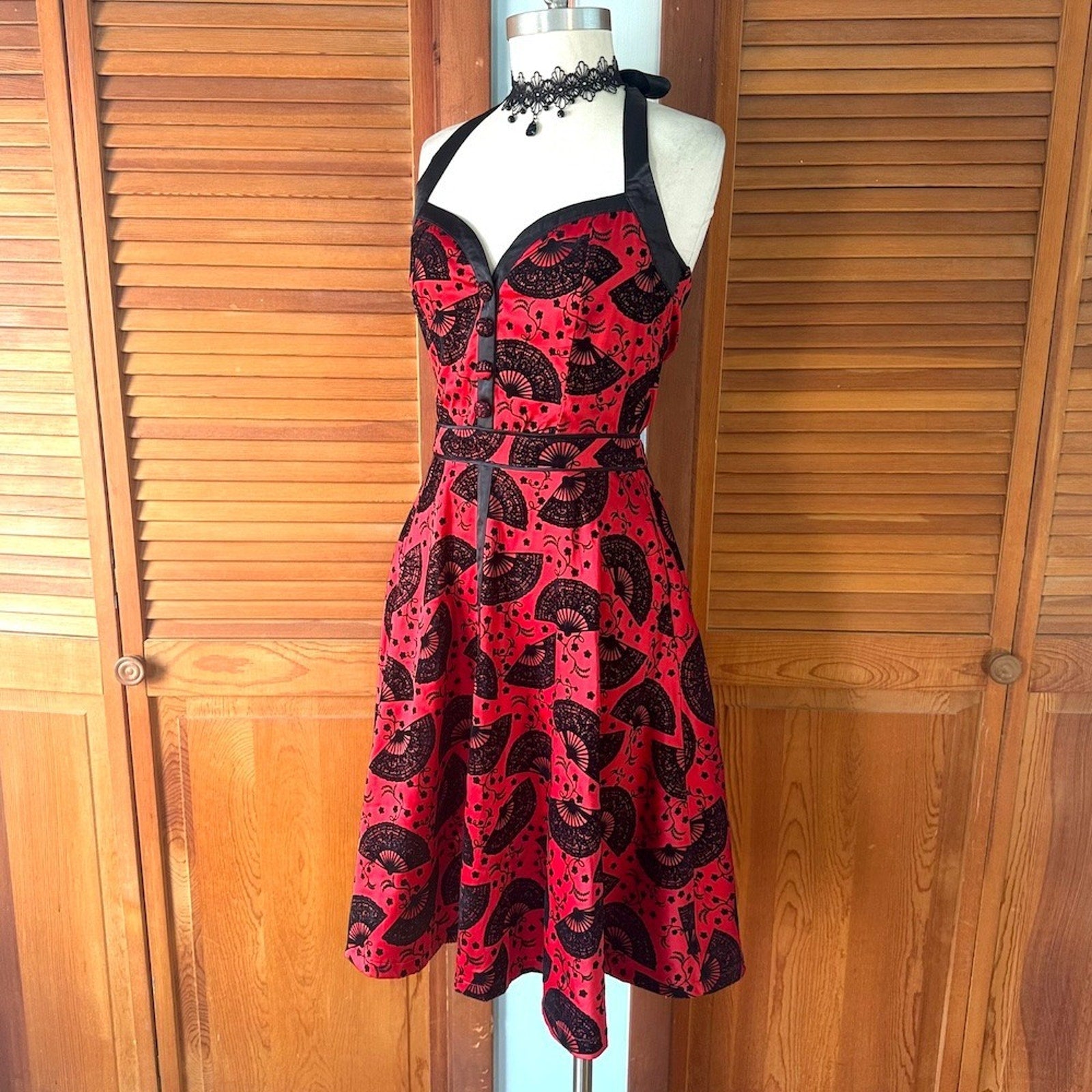 Voodoo Vixen Goth Punk Retro Vampire Red Black Fan Halter Tie Neck Dress M