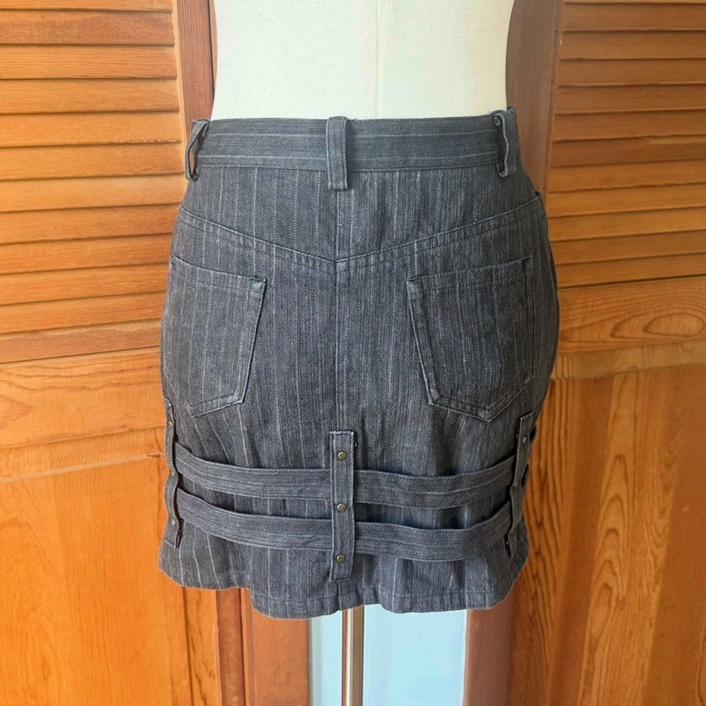 J-fashion Gyaru Black Peace Now Goth Punk Emo Harajuku Gray Belt Mini Skirt S-M