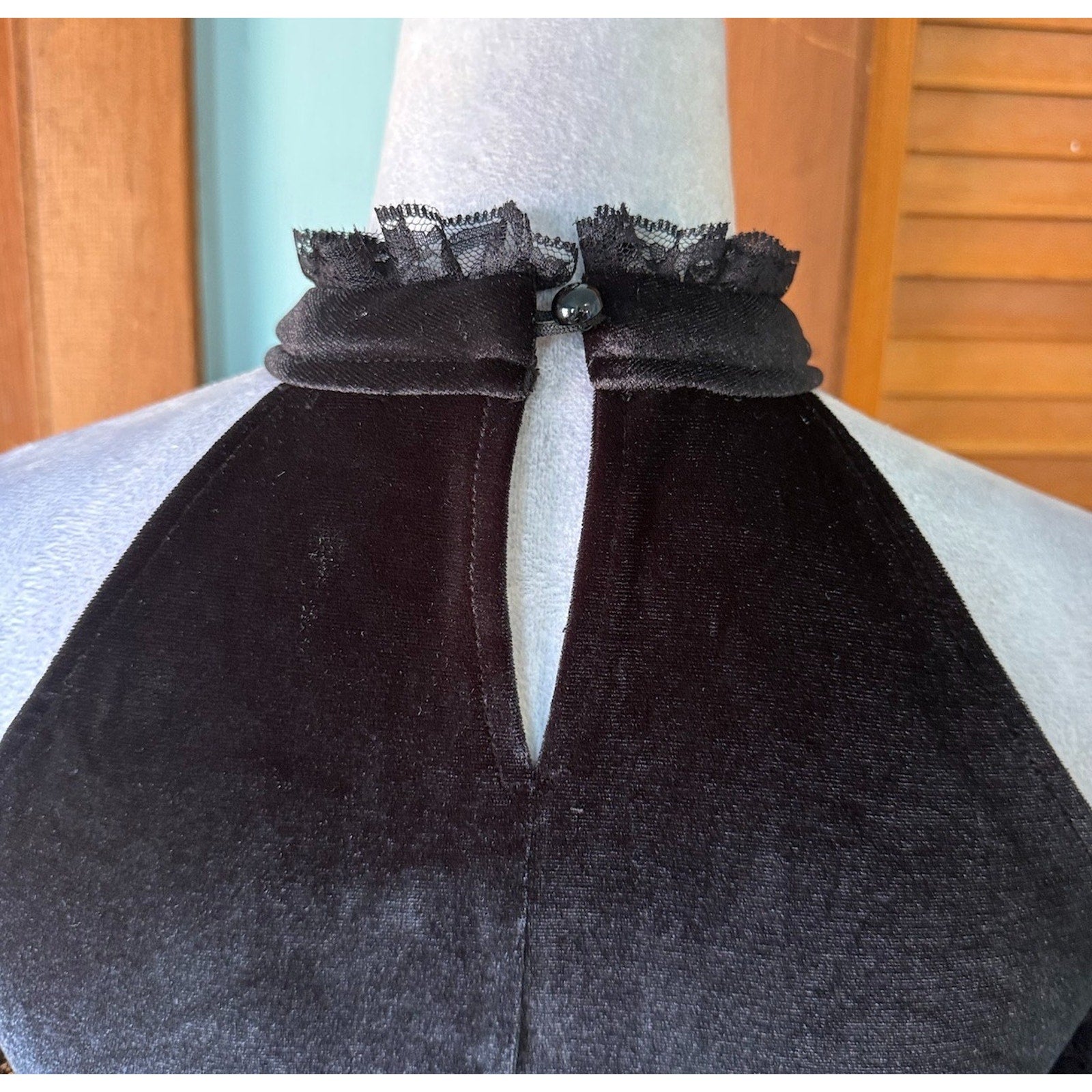 Gothic Victorian Dark Flirtation Velvet & Lace Cold Shoulder Morticia Dress