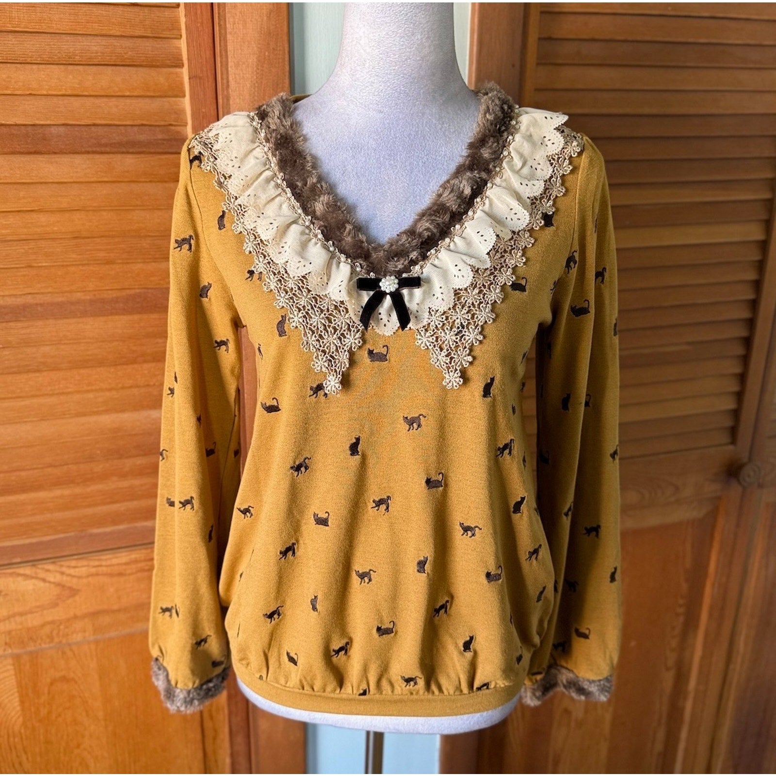 Axes Femme J-fashion Gyaru Himekaji Harajuku Kawaii Yellow Kitty Cat Top M