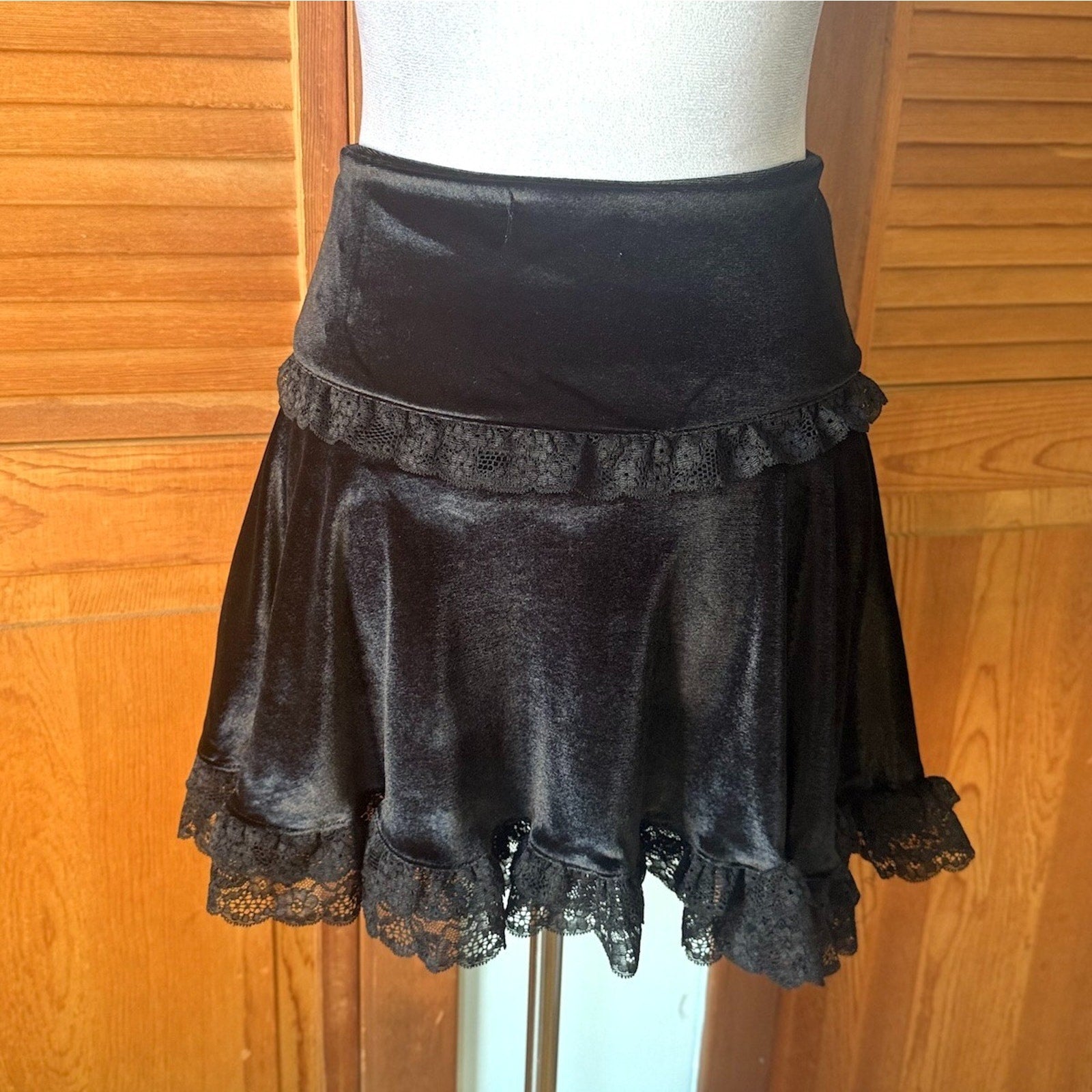 Gothic Victorian Witchcore Lolita Vkei Black Velvet Cross & Ruffle Mini Skirt