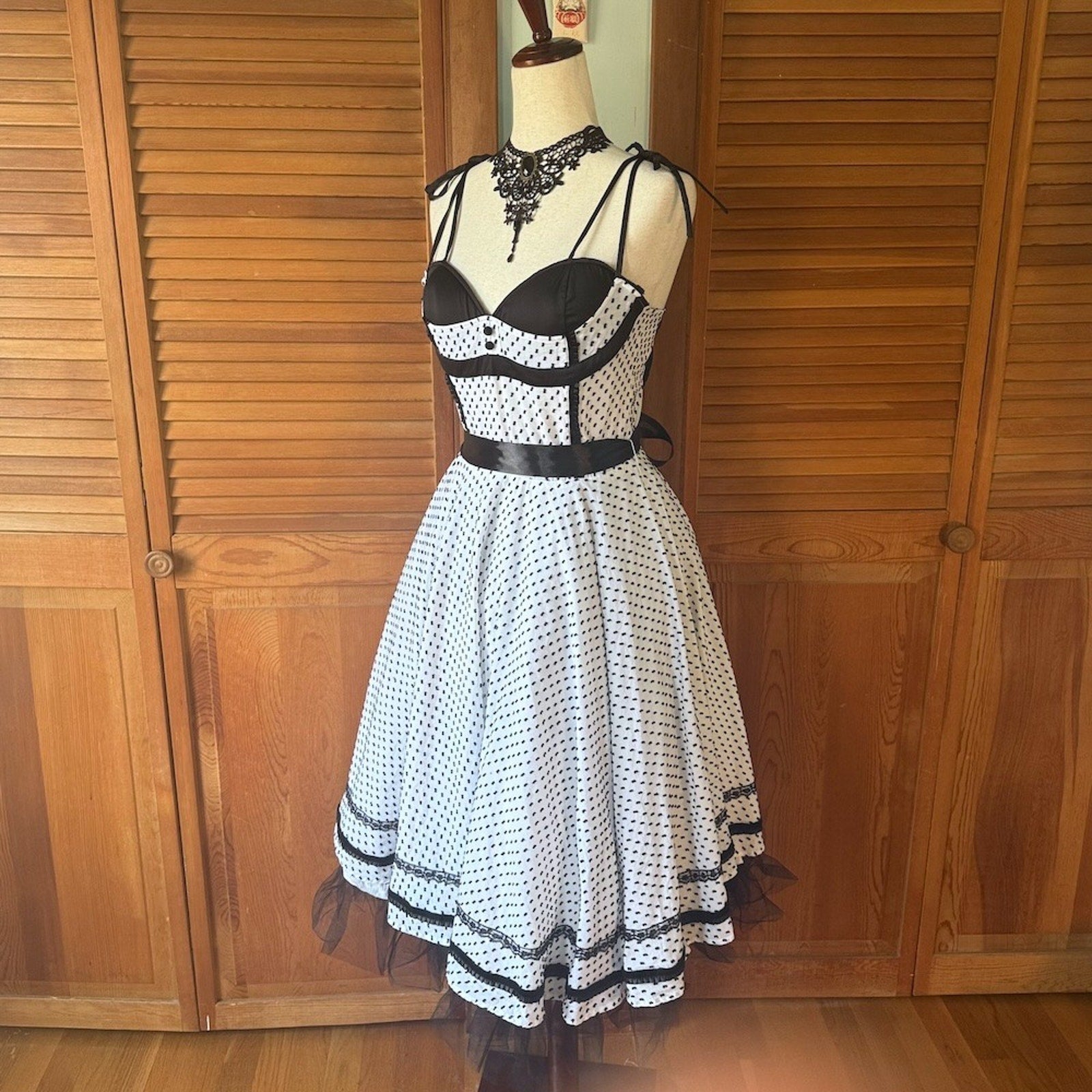 Vintage Lip Service Devil Dolls III Goth Pinup Girl Retro Dolly White Dress M-L