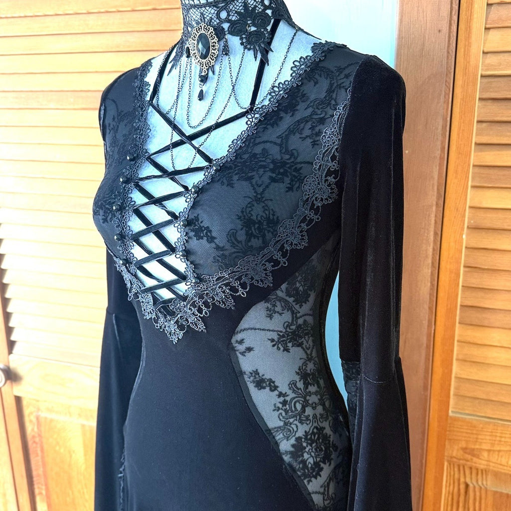 Devil Fashion Gothic Victorian Vampire "Velvet Maiden" Lace Long Gown Dress
