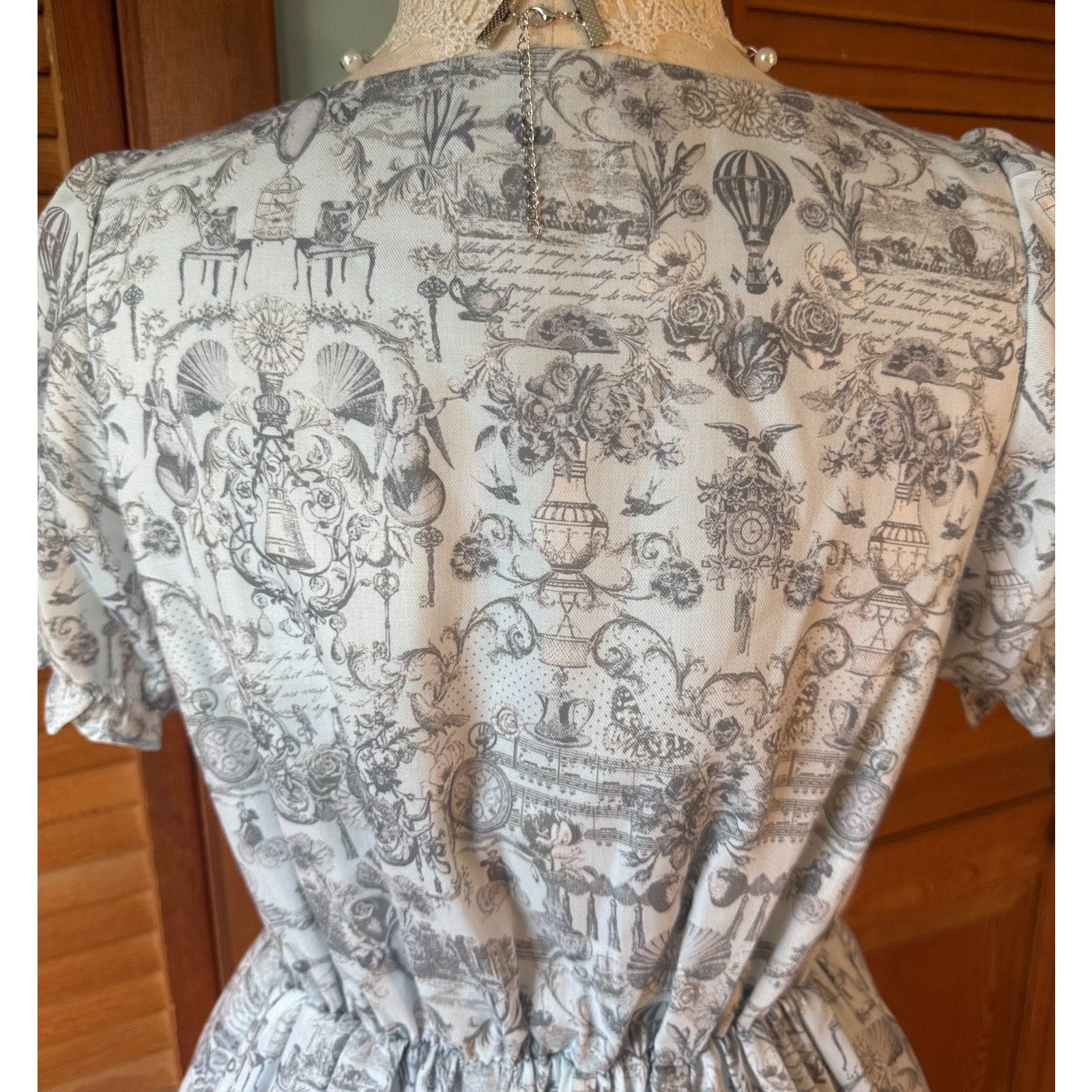 Axes Femme EGL J-fashion Kawaii Gyaru Victorian Print Steampunk Gray Dress M