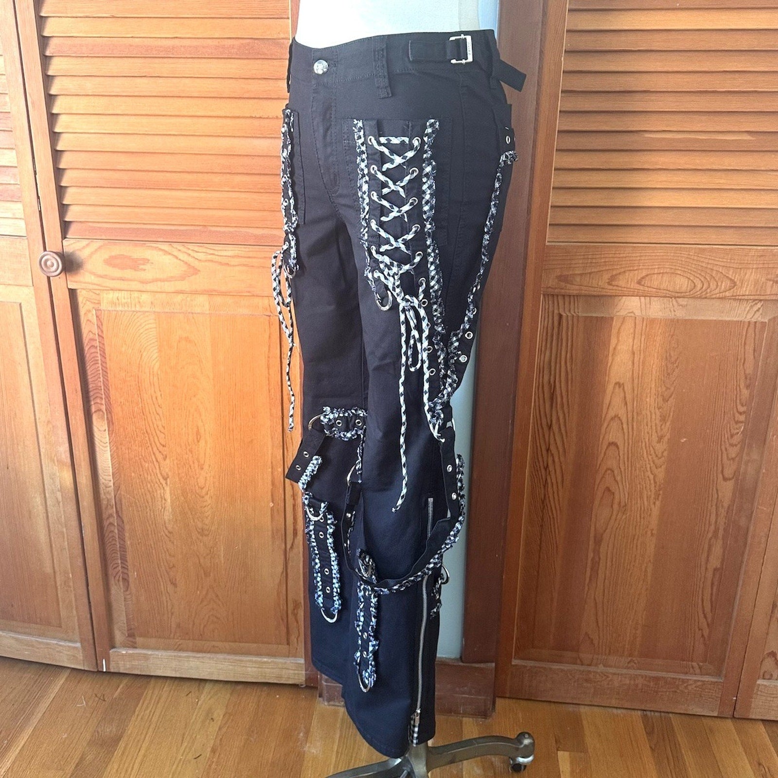 Tripp NYC Gothic Lolita EGL Punk Vkei Black White Lace Up Ruffle Pants