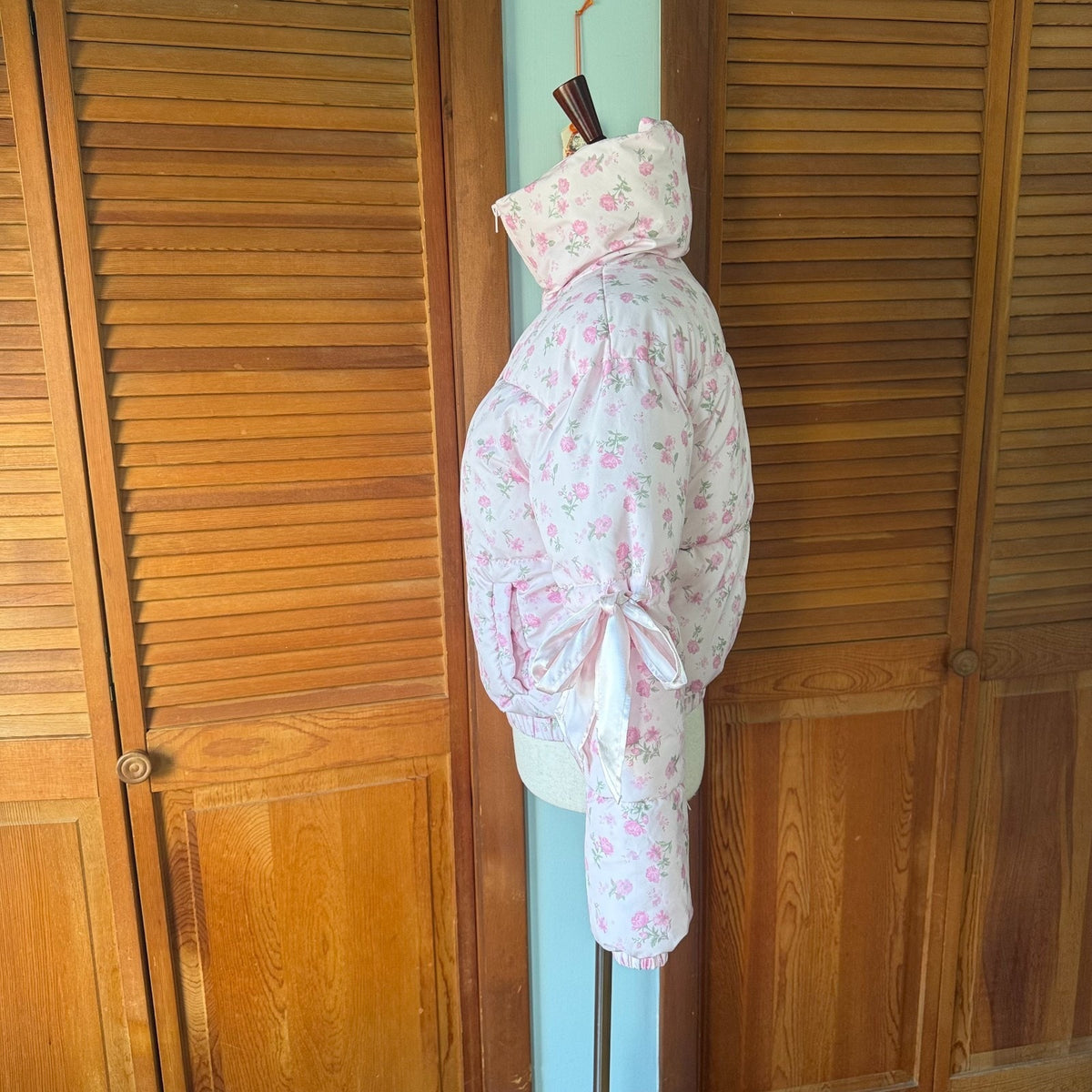 J-Fashion Victorian Romantic Cottagecore Pink Rose Bow Sleeve Short Puffy Jacket