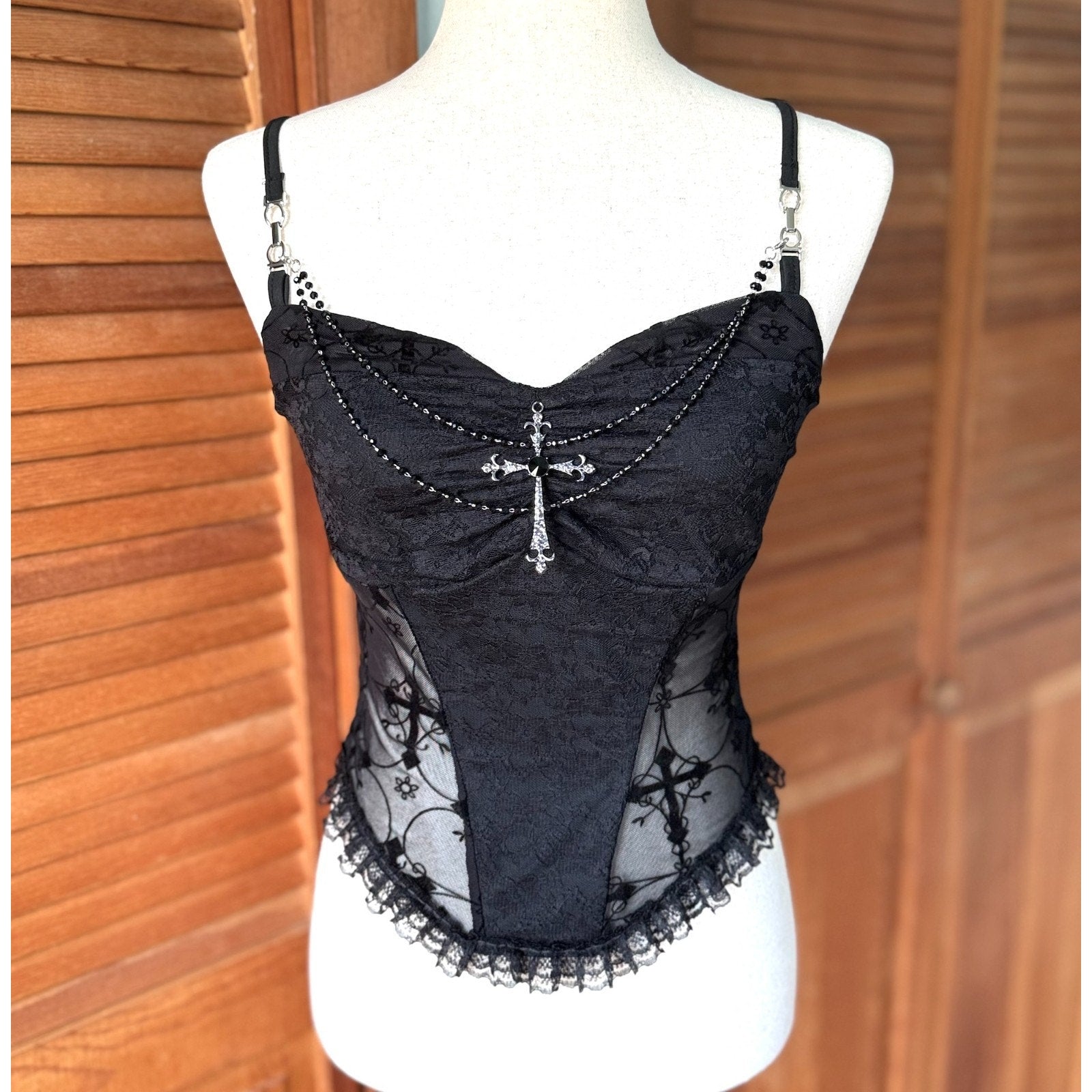 Gothic Lolita Victorian Vampire Vkei EGL Black Lace Cross & Chain Cami Top