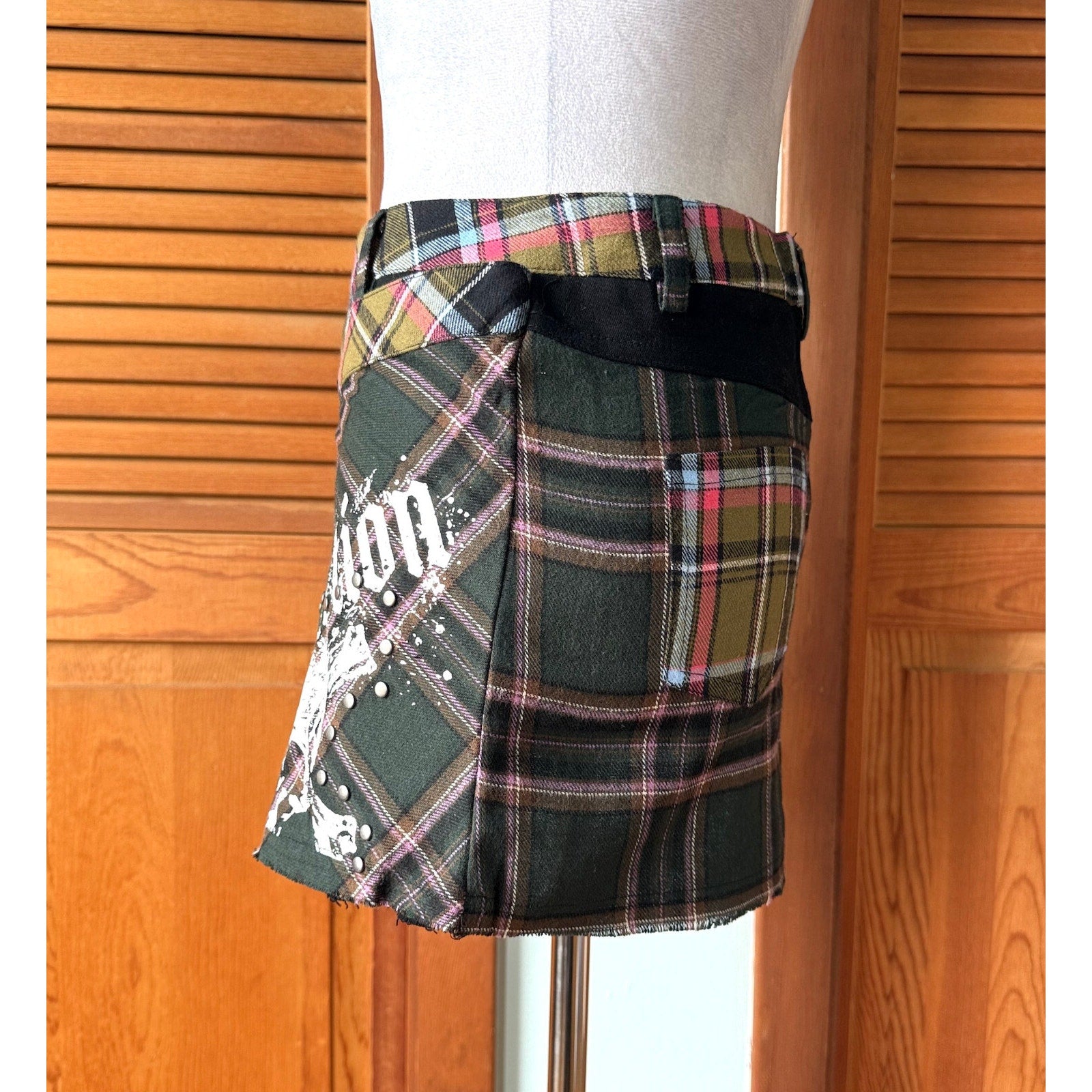 Dolls Kill Punk Goth Flap Skull Black Green Plaid Destruction Mini Skirt