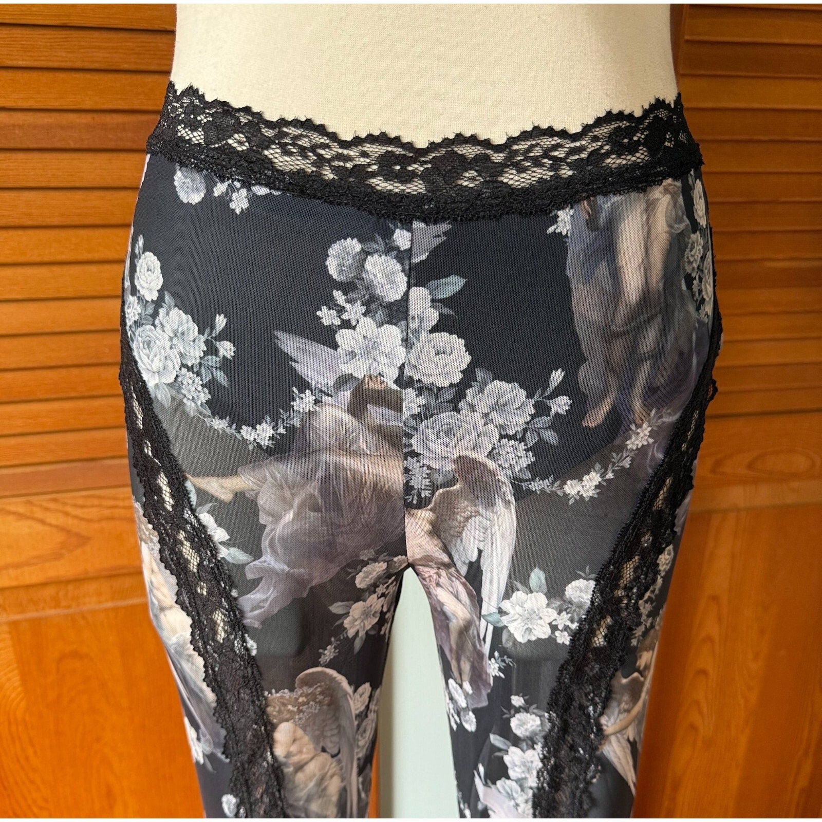Dolls Kill Gothic Victorian Come My Sweet Angle Flower Lace Flares Leggings