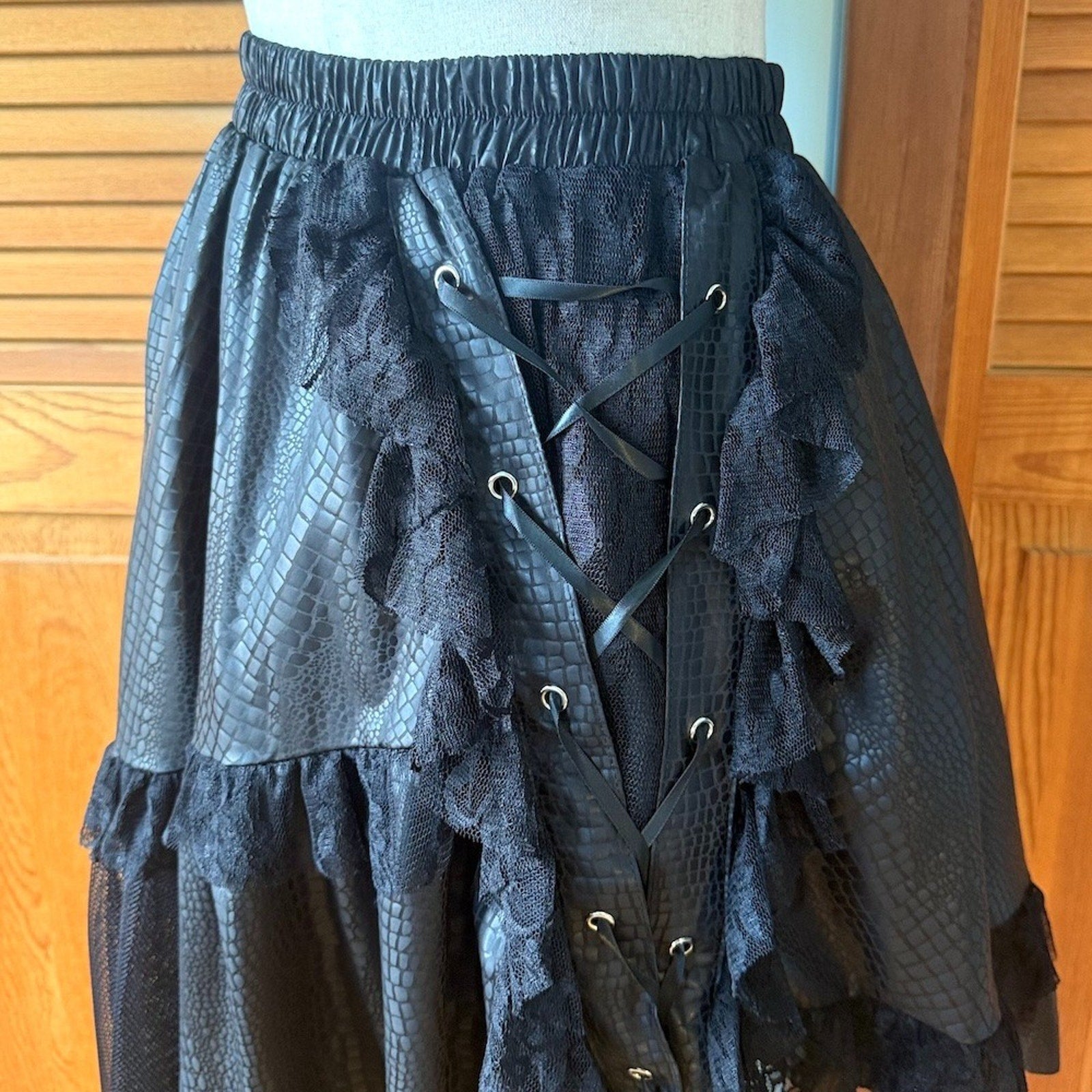 ACDC Rag Punk Goth J-fashion EGL Black Lace-Up Pixie Hem Layered Skirt XS-XL