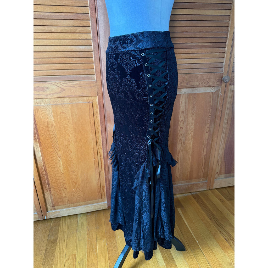 Gothic Victorian Vkei Velvet Eden Black Damask Velvet Lace-Up Ruffle Skirt