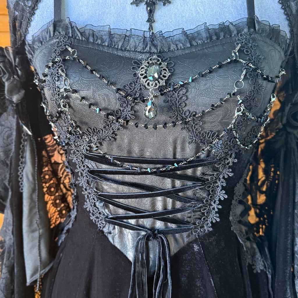 Devil Fashion Gothic Victorian Vampire In the Cover of the Night Black Dress