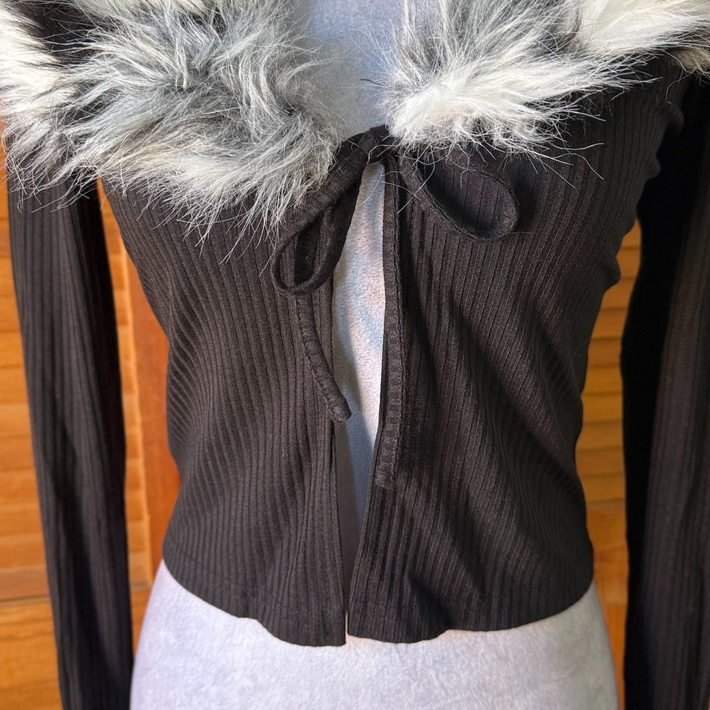 Jawbreaker Goth Punk Werewolf Mistress Faux Fur Collar & Cuffs Cardigan
