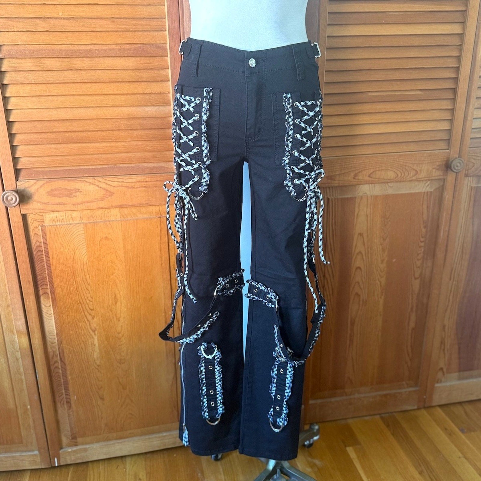 Tripp NYC Gothic Lolita EGL Punk Vkei Black White Lace Up Ruffle Pants