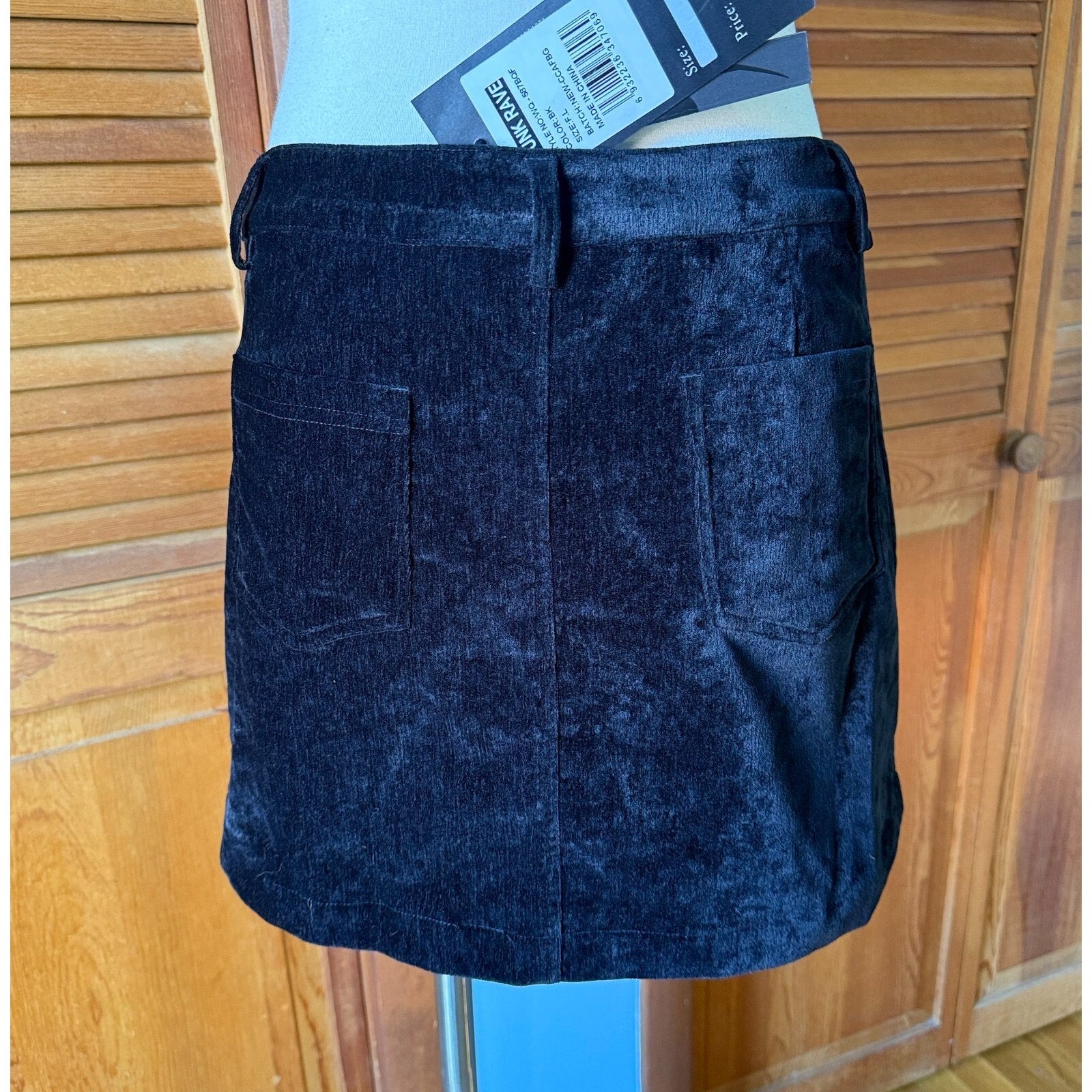 Punk Rave Goth Vkei Y2K Velveteen Metal O-rings Mini Skirt L