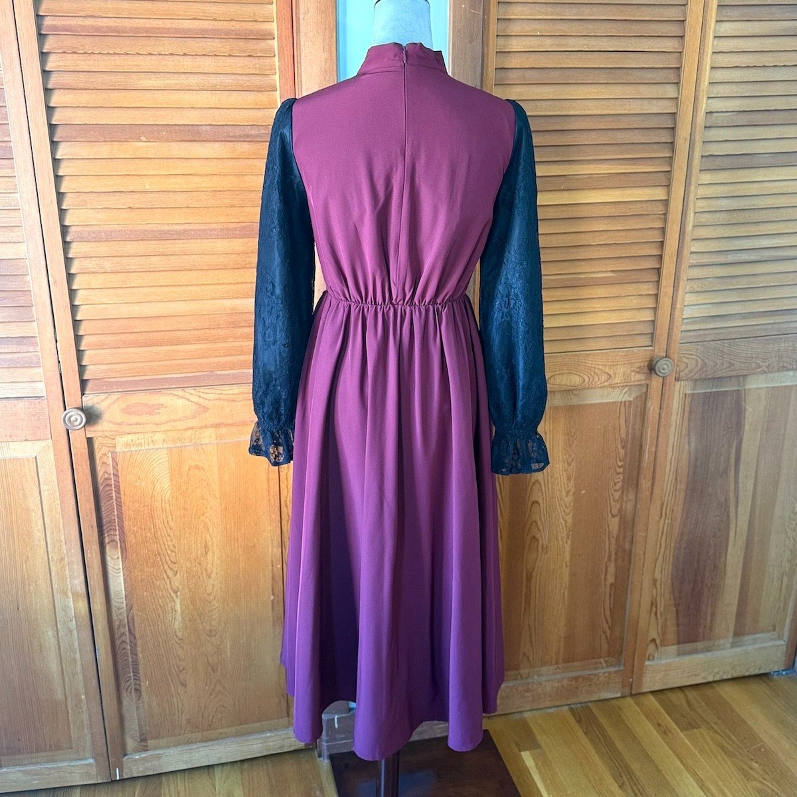 Ank Rouge J-fashion Gyaru Gothic Victorian Vampire Wine Black Lace Long Dress M