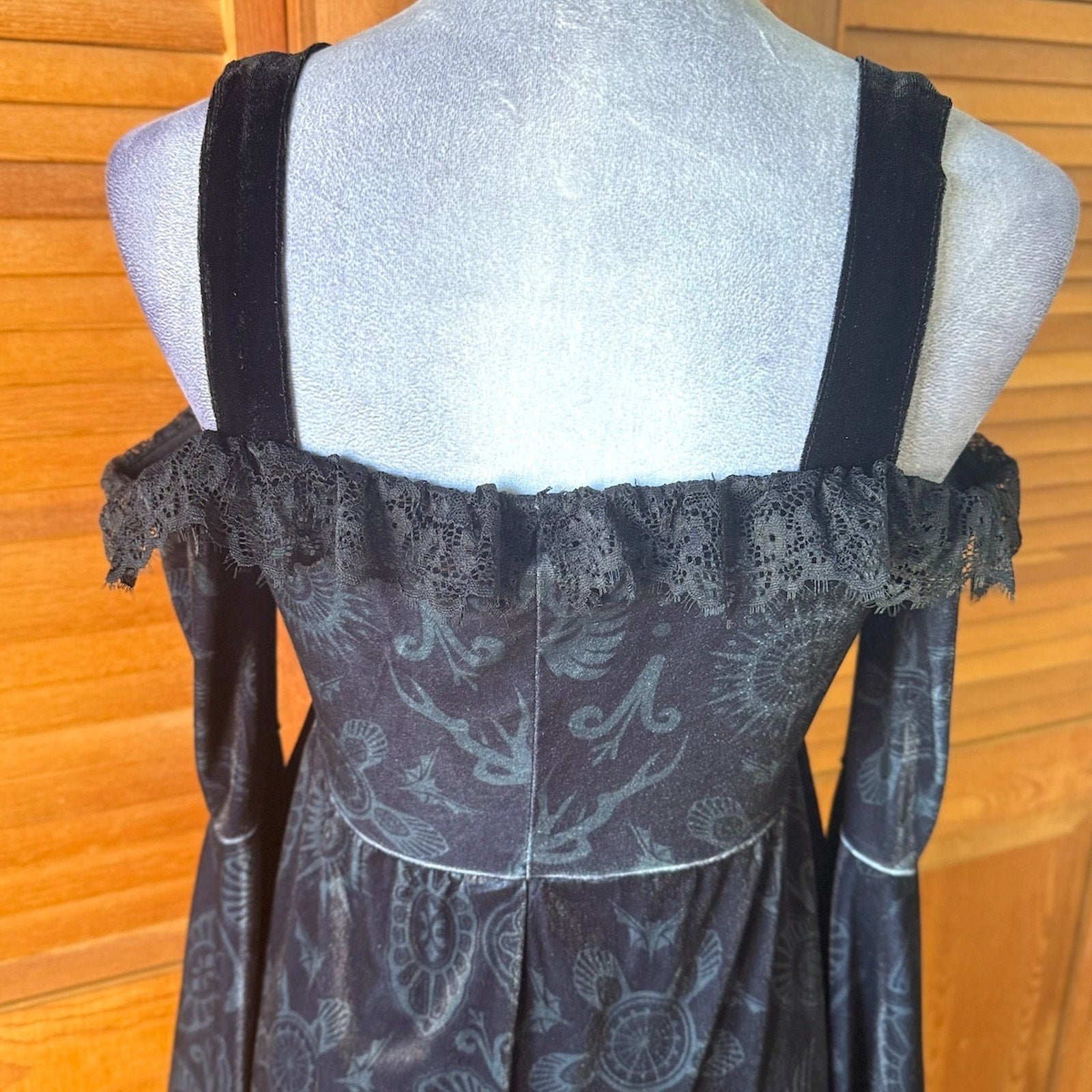 Killstar x The Lost Boys Gothic Victorian Vampire Gray Velvet Skull Dress S