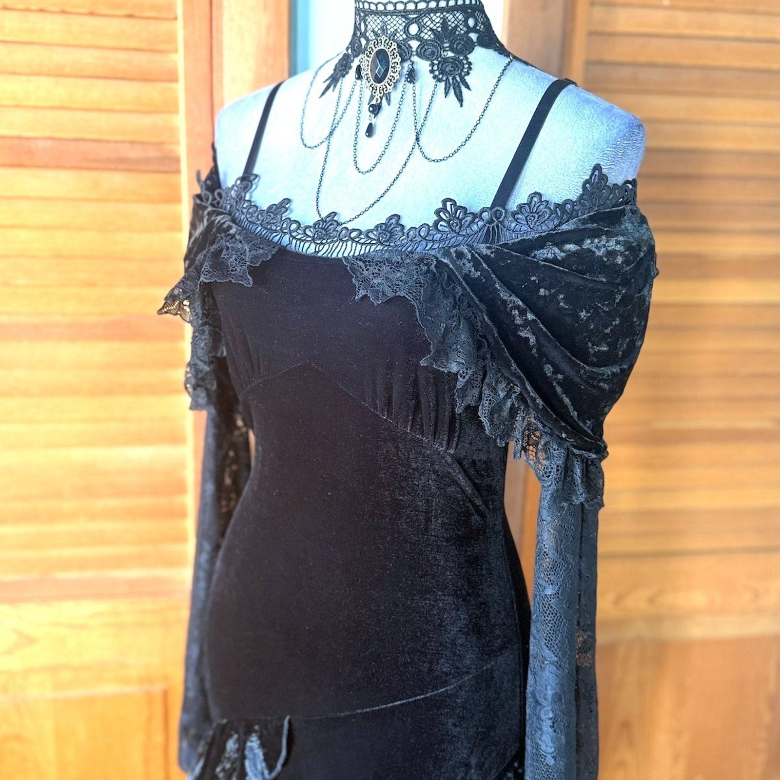 Gothic Victorian Vampire Doomsday Queen Black Velvet & Lace Asymmetrical Dress