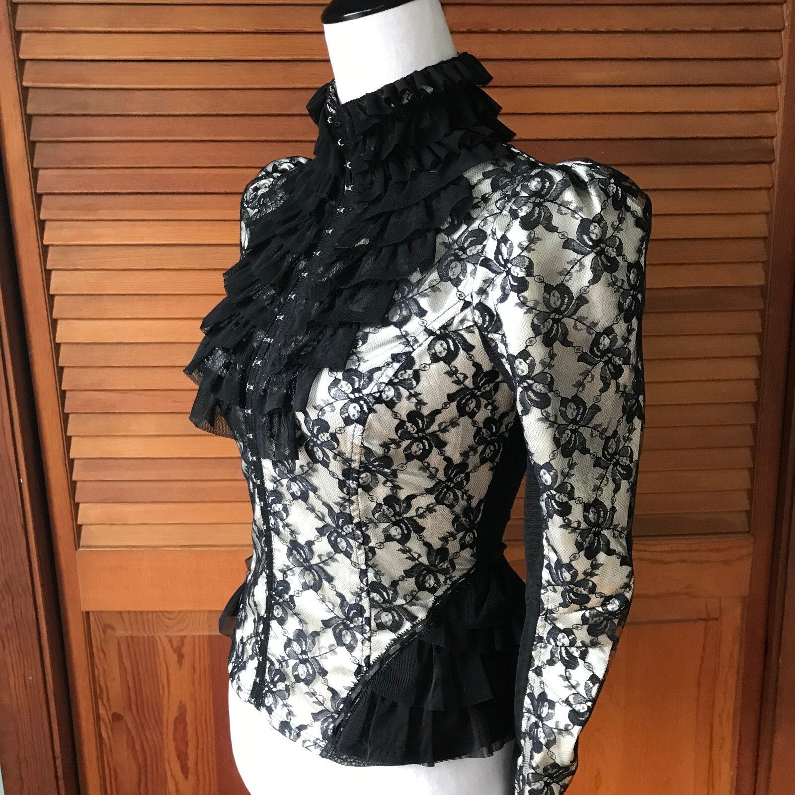 Vintage Lip Service Vaudeville Vamps Gothic Lolita Victorian Ivory Jacket XS