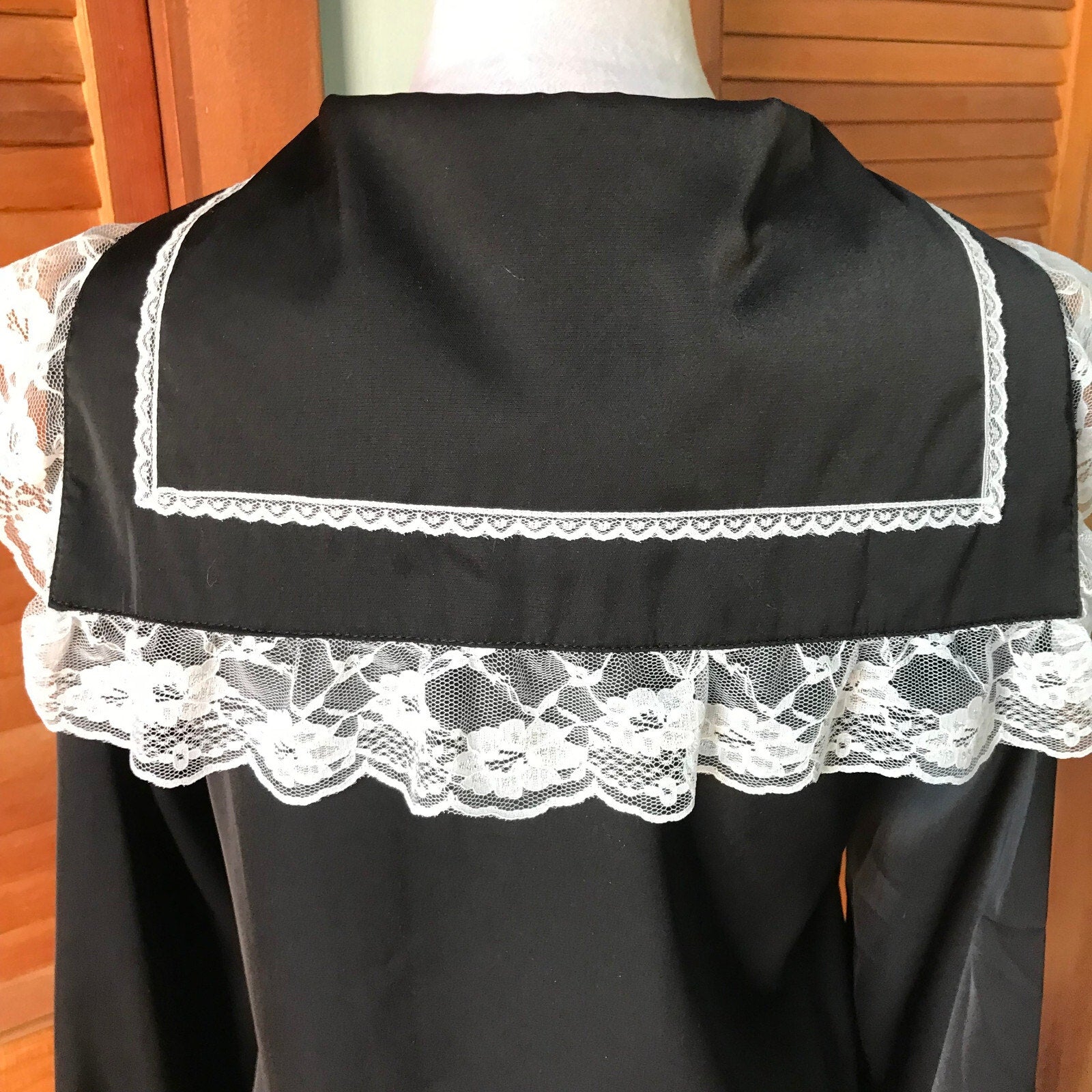 Gothic Lolita EGL J-fashion Jirai Dollcore Noir Blanc et Rose Blouse Shirt
