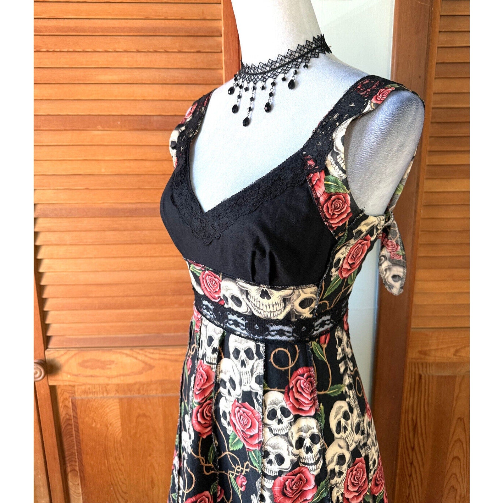 Vintage Shrine of Hollywood To Thy Skull My Rose Black Goth Punk Y2K Dress XS-S