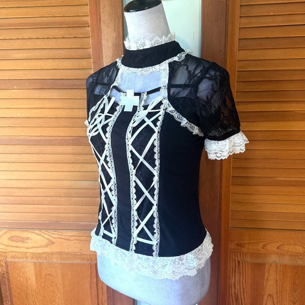 ACDC Rag J-fashion Gyaru Harajuku Dollcore Himekaji Black Lace Up Cross Top