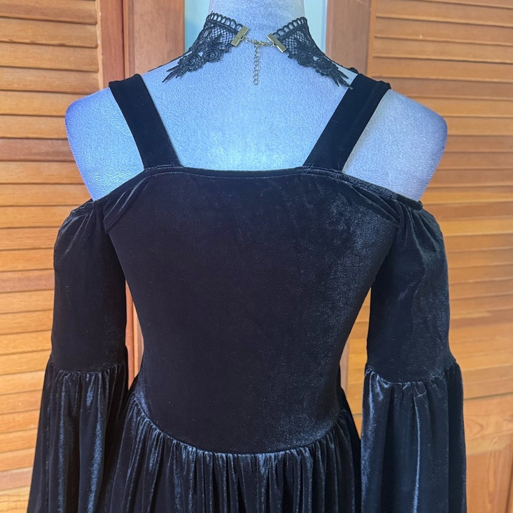 Gothic Victorian Black Out Velvet Morticia Belle Sleeve Rose Y2K Dress