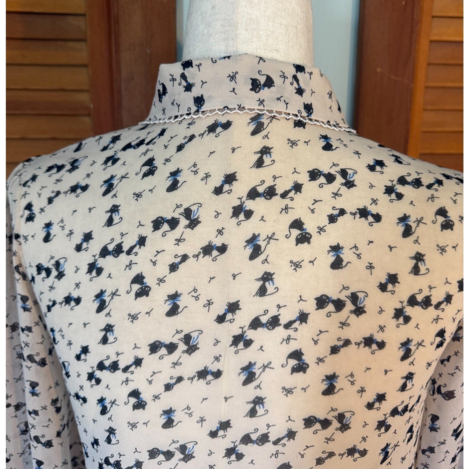 Ank Rouge J-fashion Lolita EGL Kawaii Jirai Hime Off-White Black Kitty Cat Top S