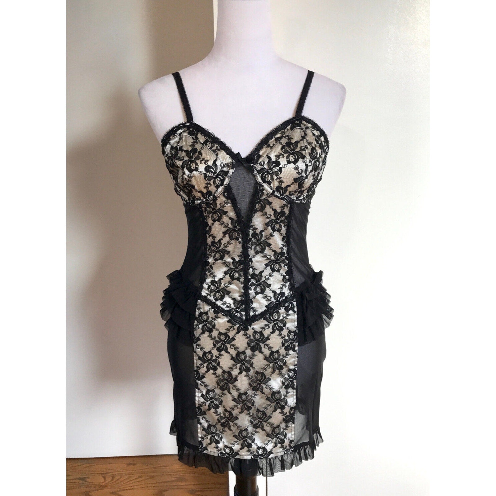 Lip Service Vintage Vaudeville Vamps Gothic Victorian Lace & Mesh Dress