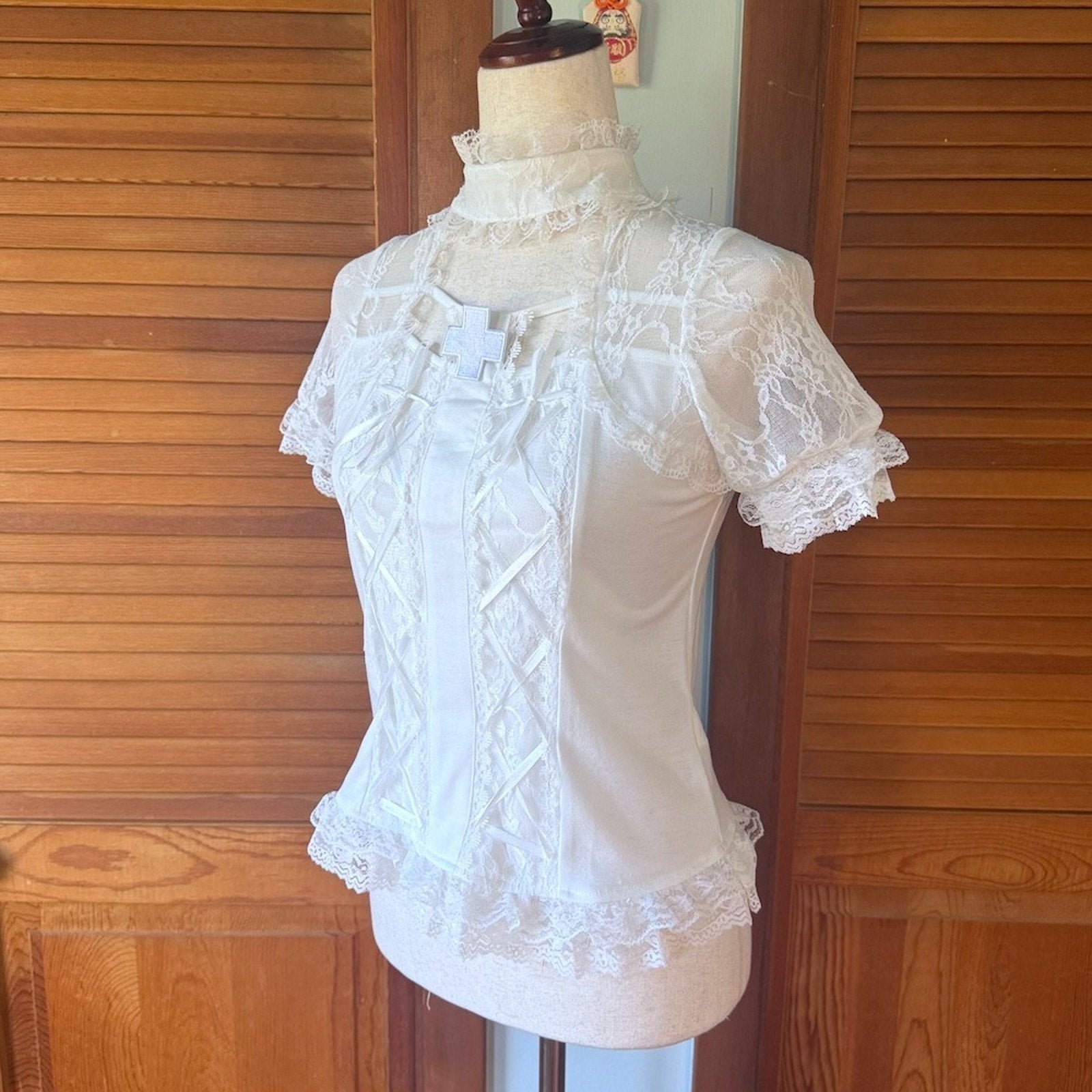 ACDC Rag J-fashion Gyaru Harajuku Dollcore Himekaji White Lace Up Cross Top