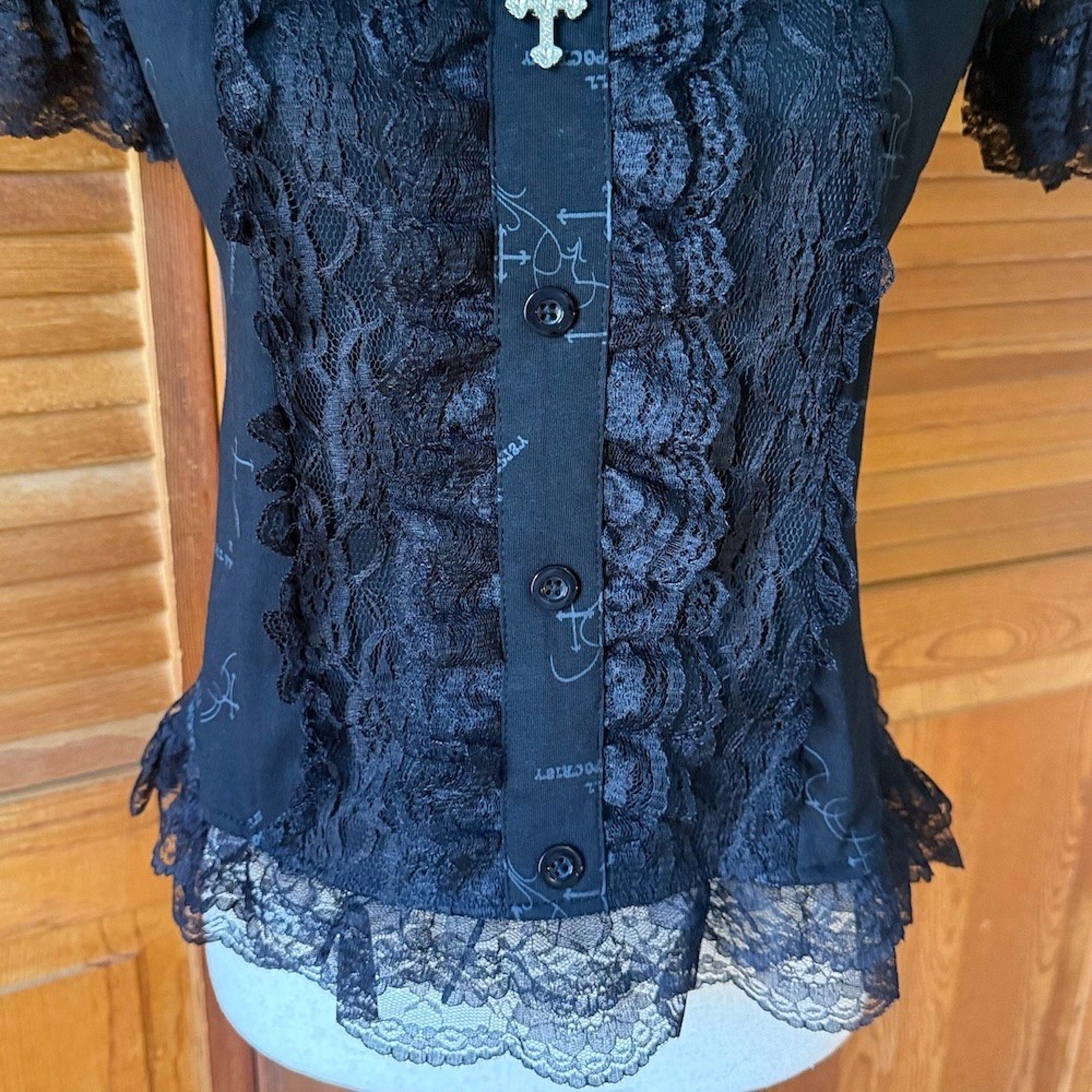 ACDC Rag J-fashion Gyaru Harajuku Dollcore Himekaji Black Cross & Chain Top M