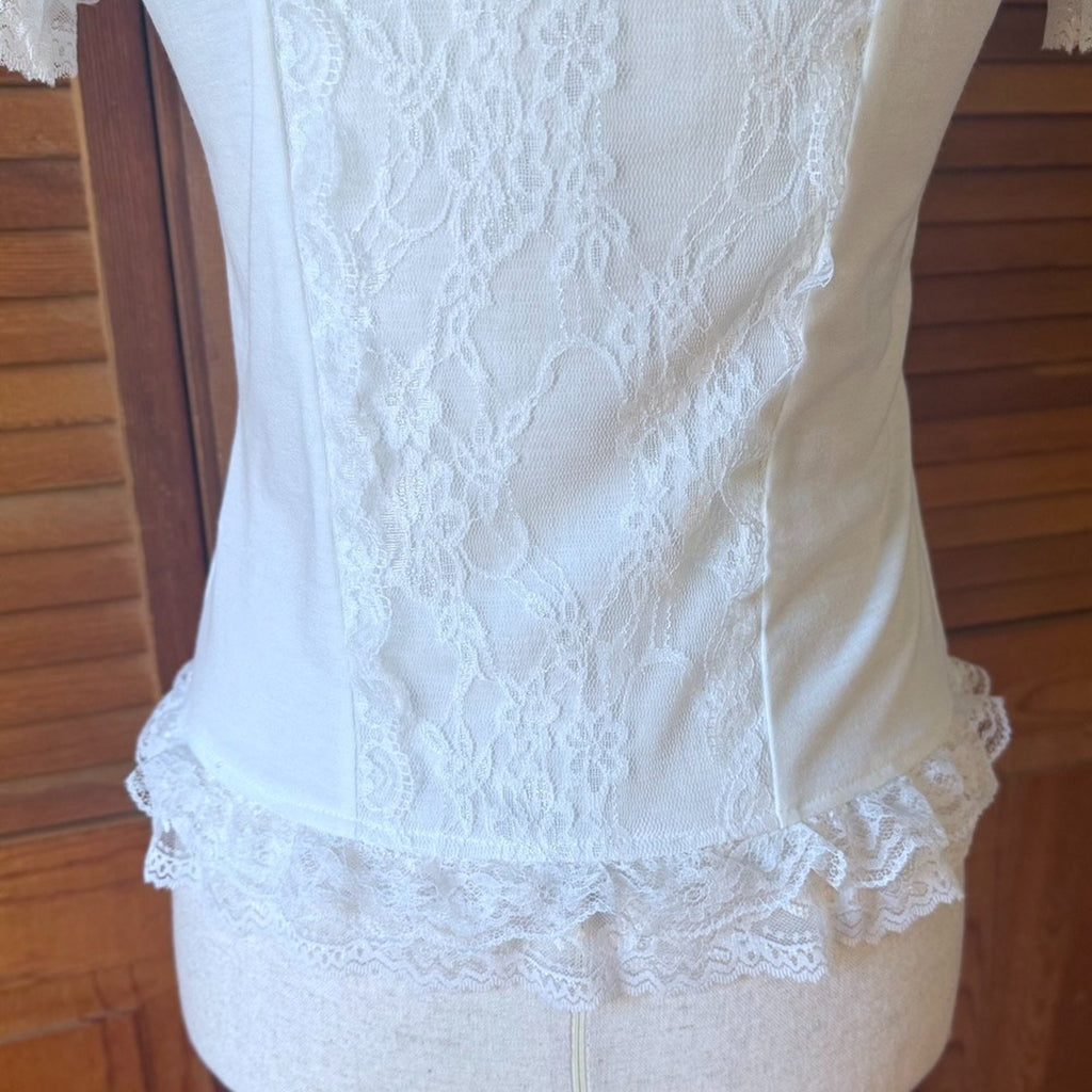 ACDC Rag J-fashion Gyaru Harajuku Dollcore Himekaji White Lace Up Cross Top