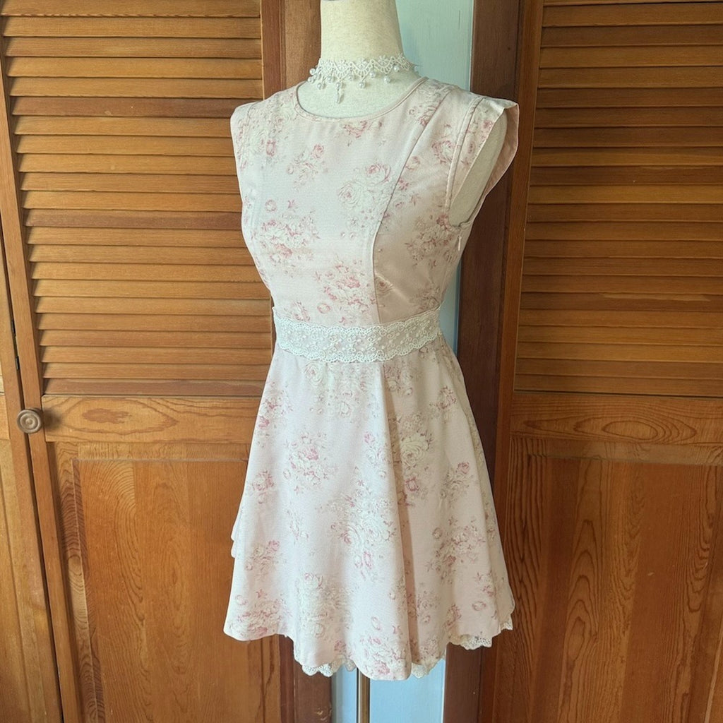 Liz Lisa J-fashion Gyaru Himekaji Light Pink Rose White Lace Summer Dress S