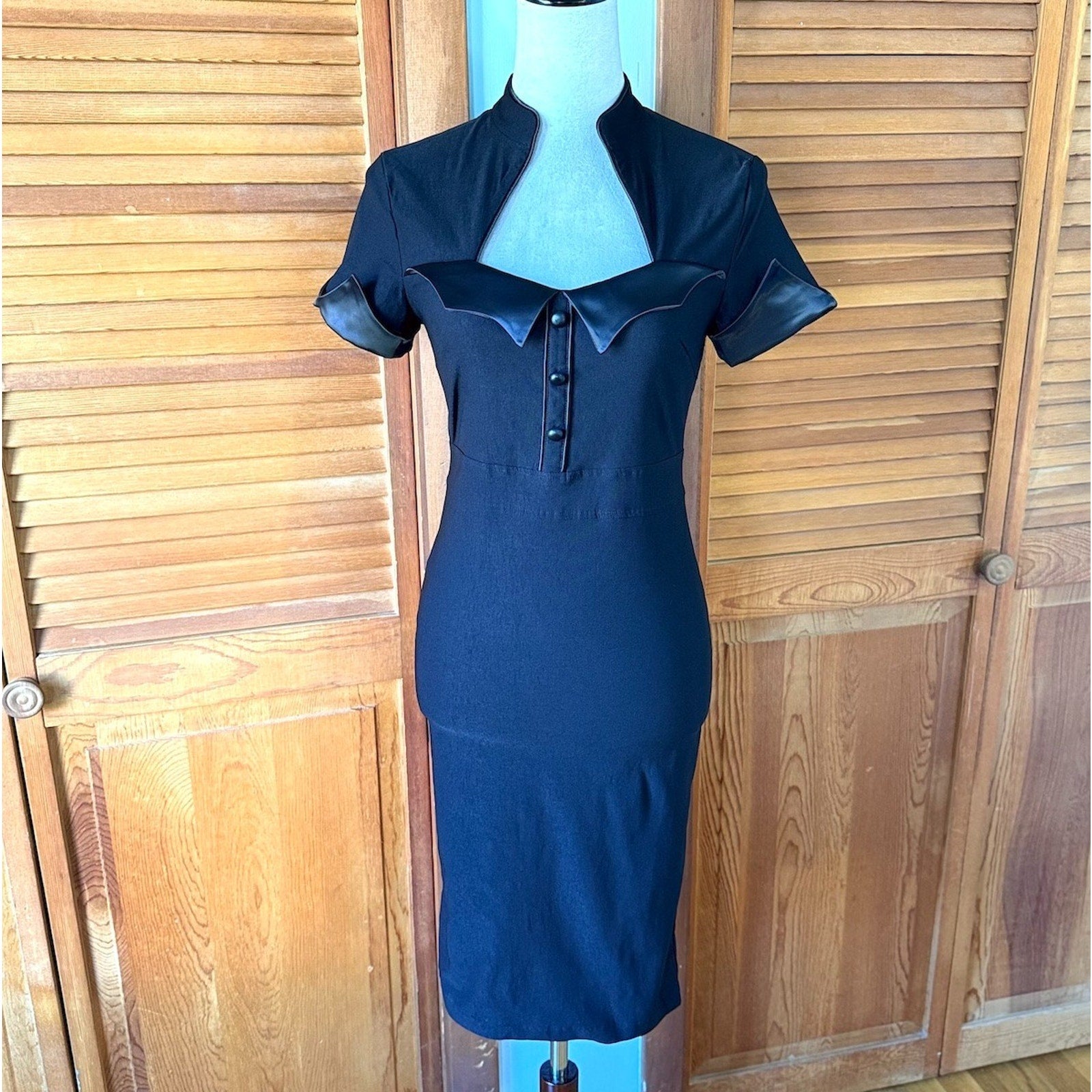 Killstar Punk Goth Cyber Pinup Y2K Sexy Bodicon Black Bat Wing Dress XS